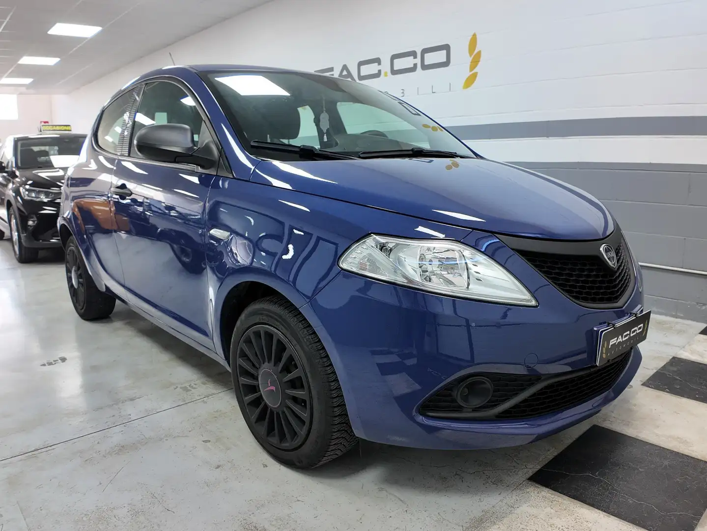 Lancia Ypsilon Ypsilon III 2015 1.2 unyca Benzina GPL Blu/Azzurro - 1