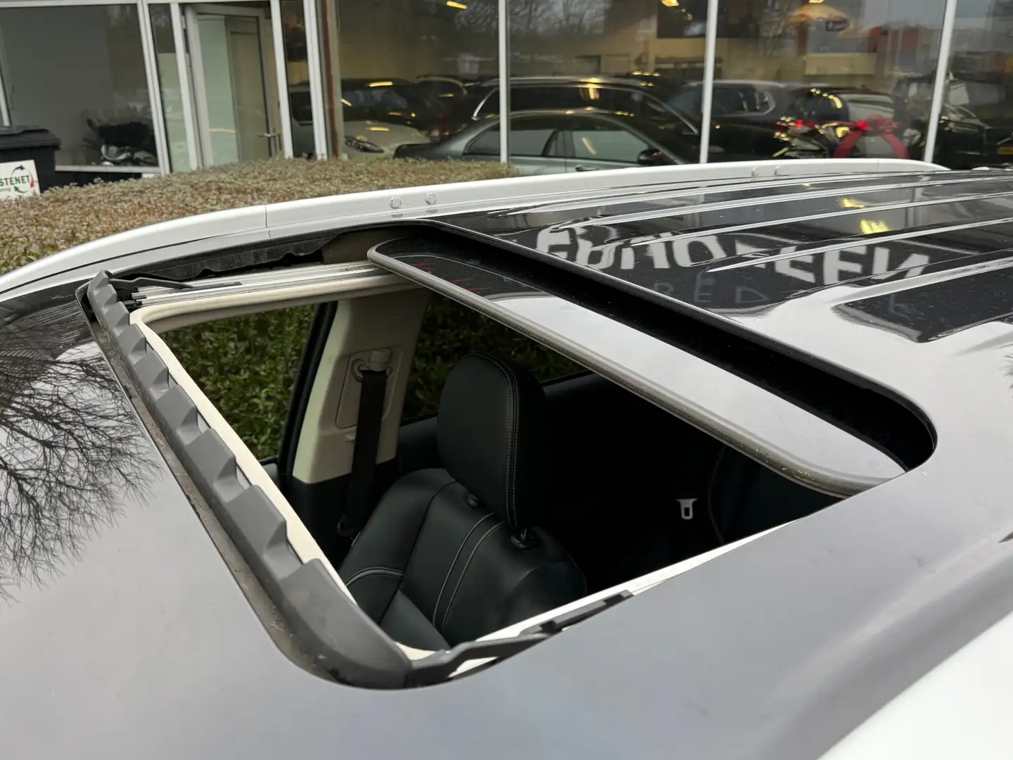 Mitsubishi Outlander 2.0 PHEV instyle+ - PANORAMADAK - PARKEER CAMERA - Schwarz - 2