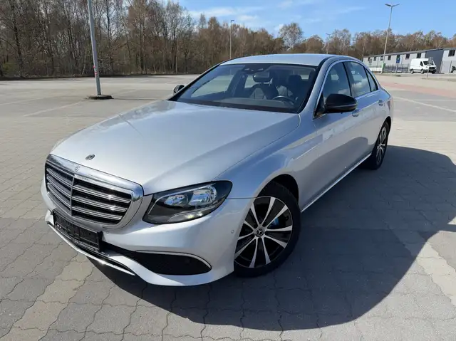 Mercedes-Benz E 350 e Plug-in Limousine 2.HD*Carplay*Ambiente*Kamera