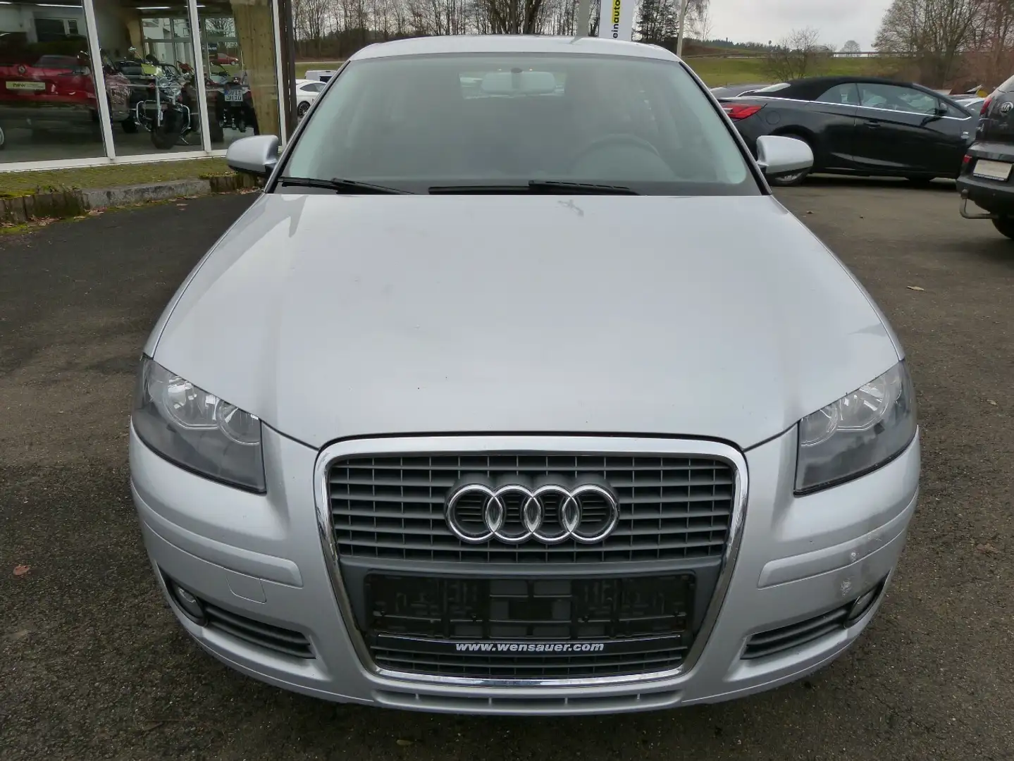Audi A3 Sportback 2.0 TDI Attraction [AHK] Gris - 2