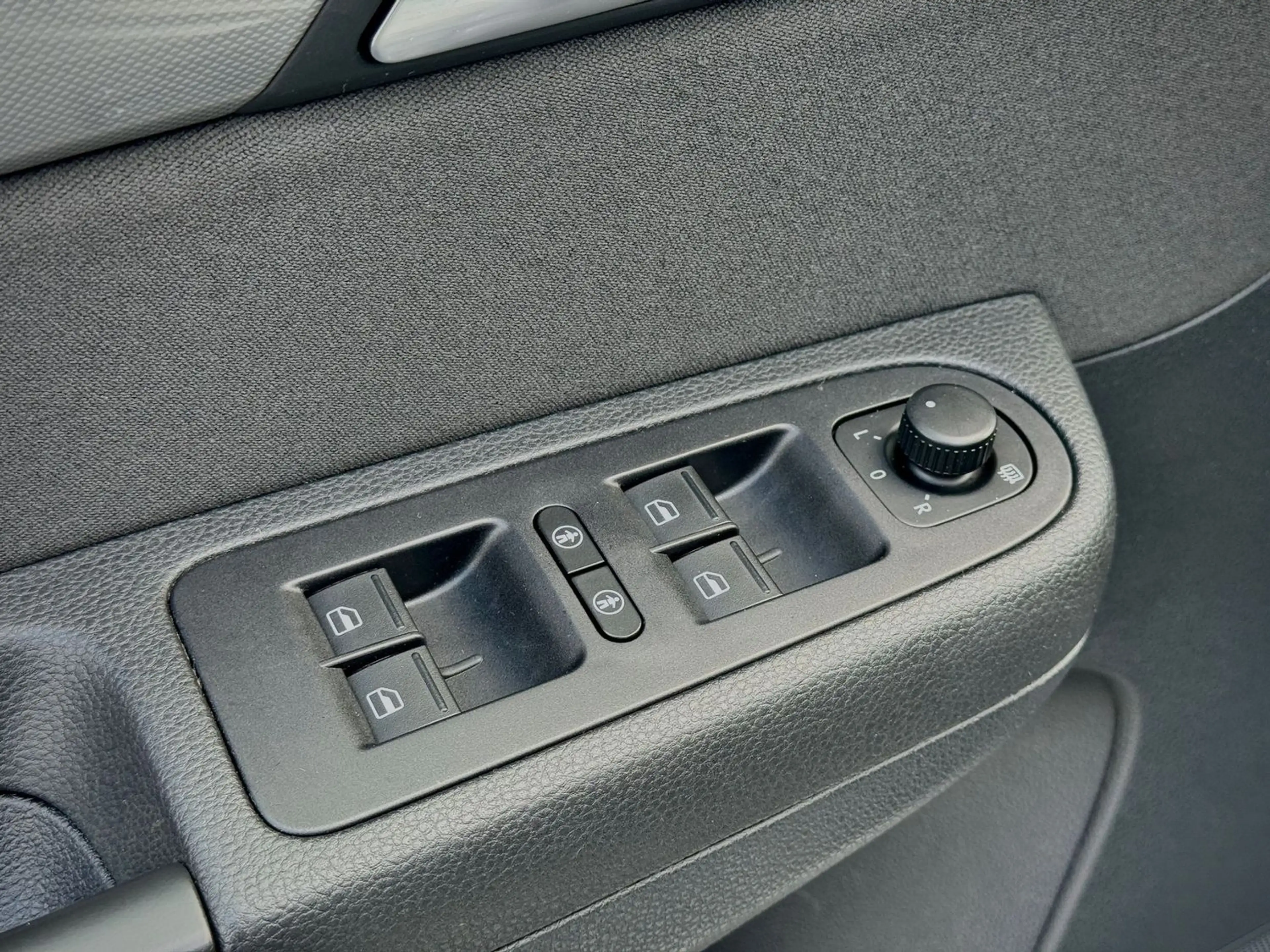 Volkswagen Sharan Life '2.Hand'LED'E.Schibetür'SHZ'Klima' — photo 14