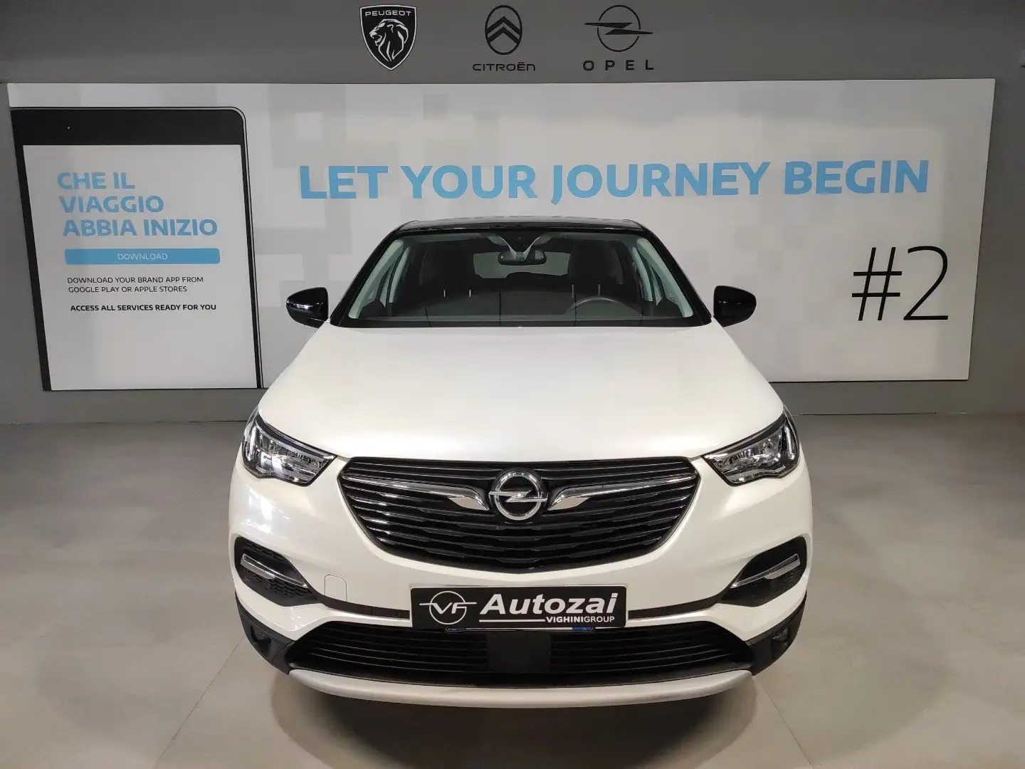 Opel Grandland 1.2 Turbo 12V 130 CV Start&Stop aut. Design Line Bianco - 2