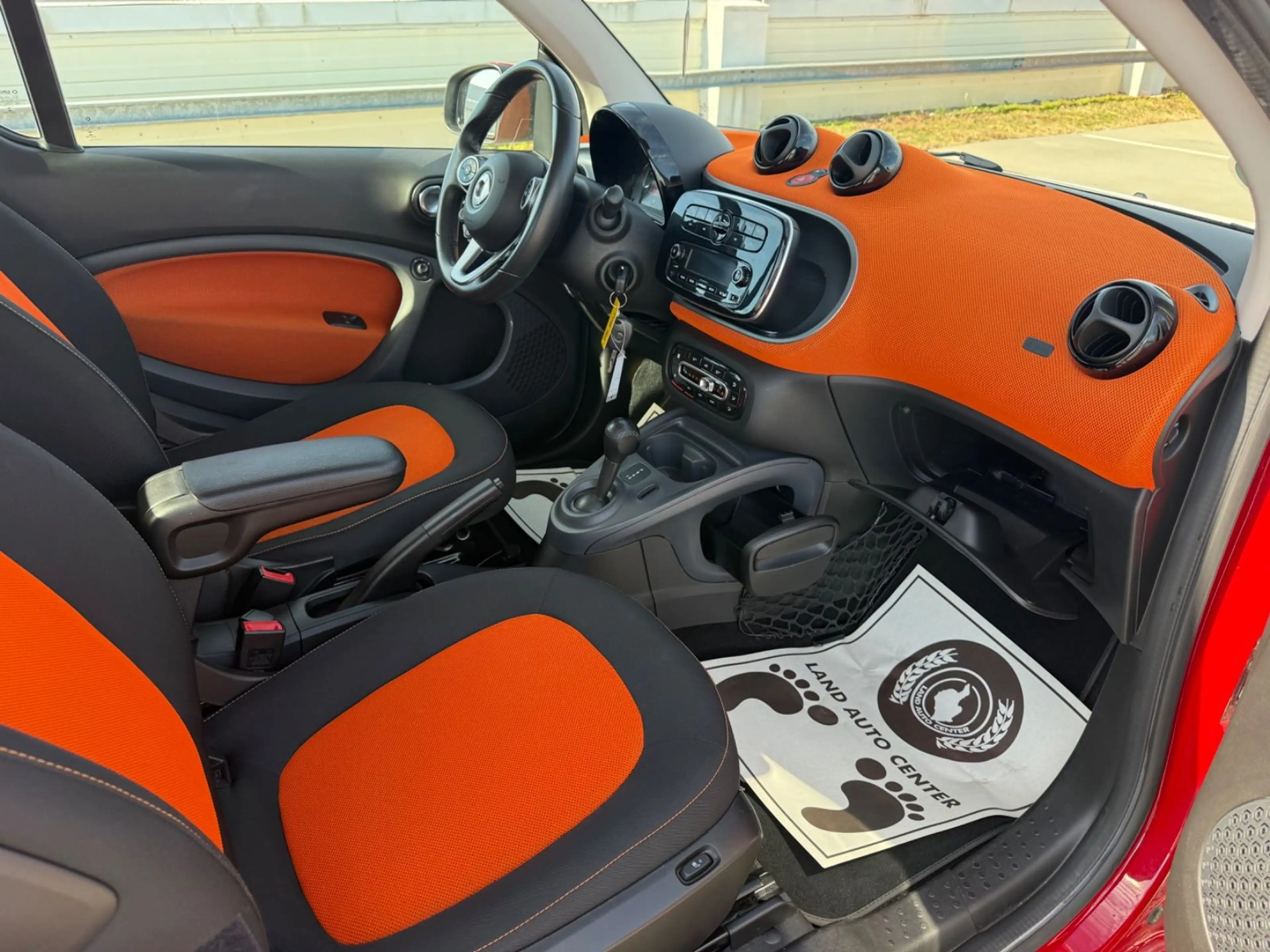 smart forTwo COUPE 66 KW TURBO*LED*SPORT*AUTOM*TEMPO — photo 24