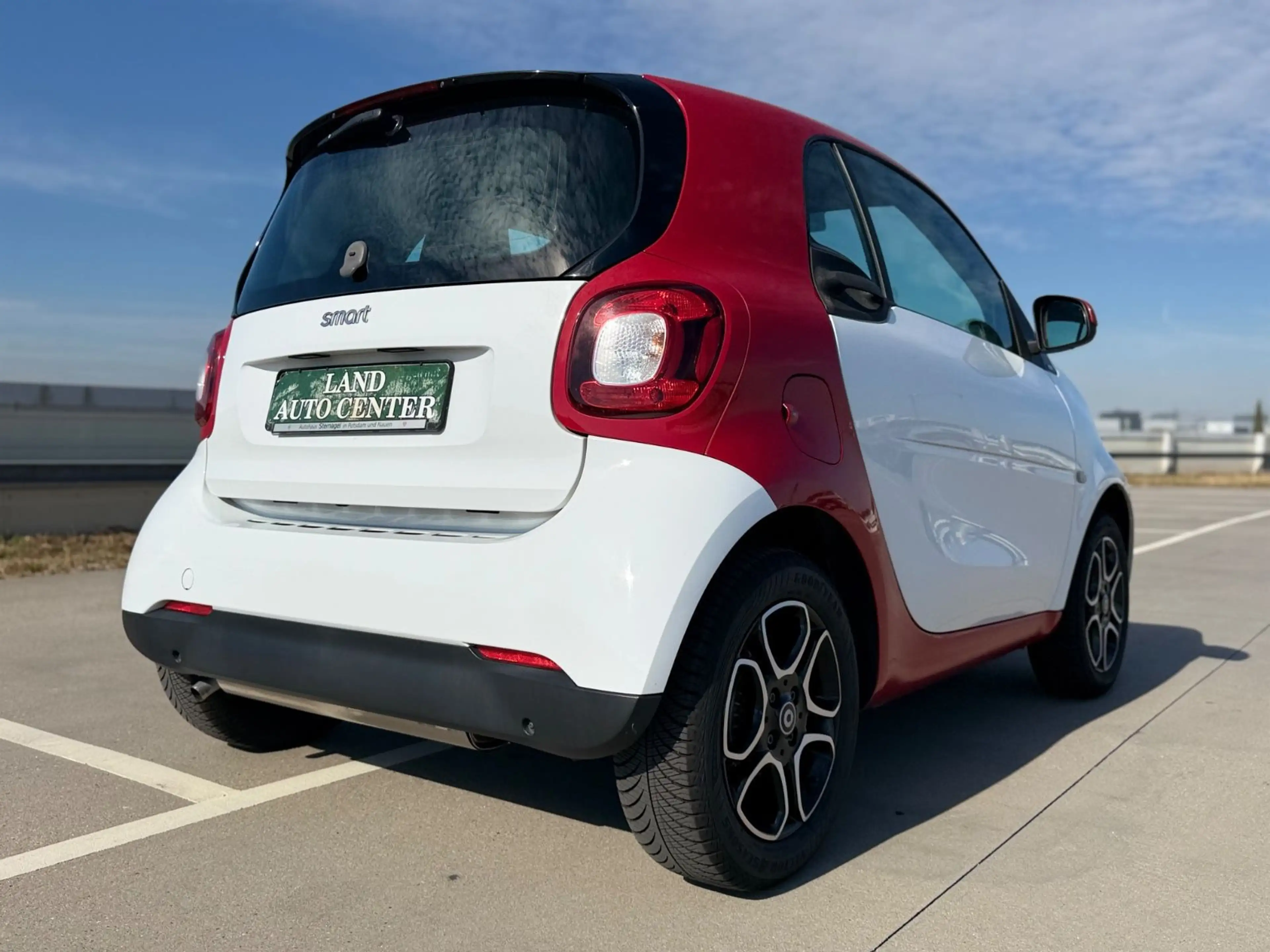 smart forTwo COUPE 66 KW TURBO*LED*SPORT*AUTOM*TEMPO — photo 10