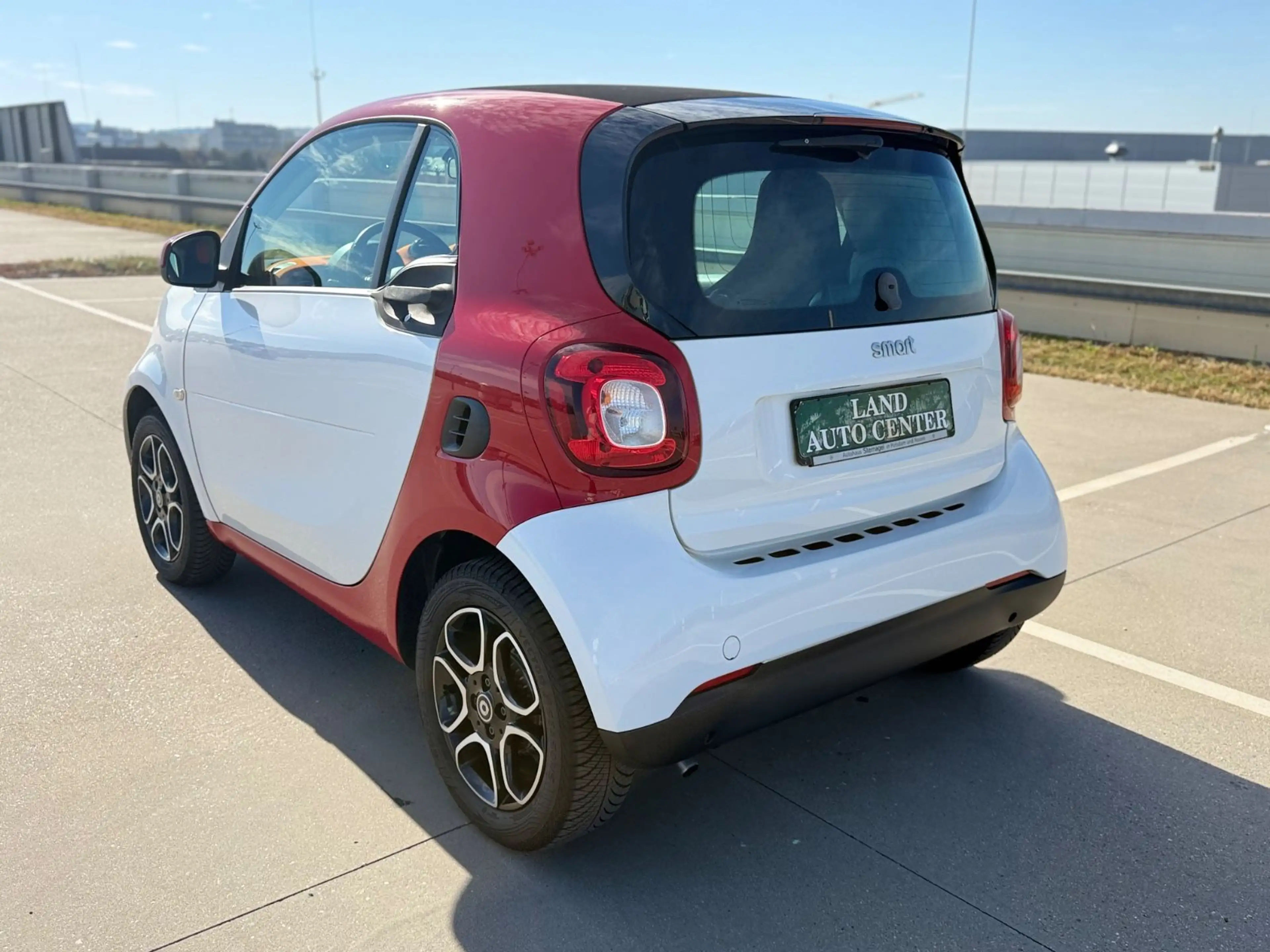 smart forTwo COUPE 66 KW TURBO*LED*SPORT*AUTOM*TEMPO — photo 5