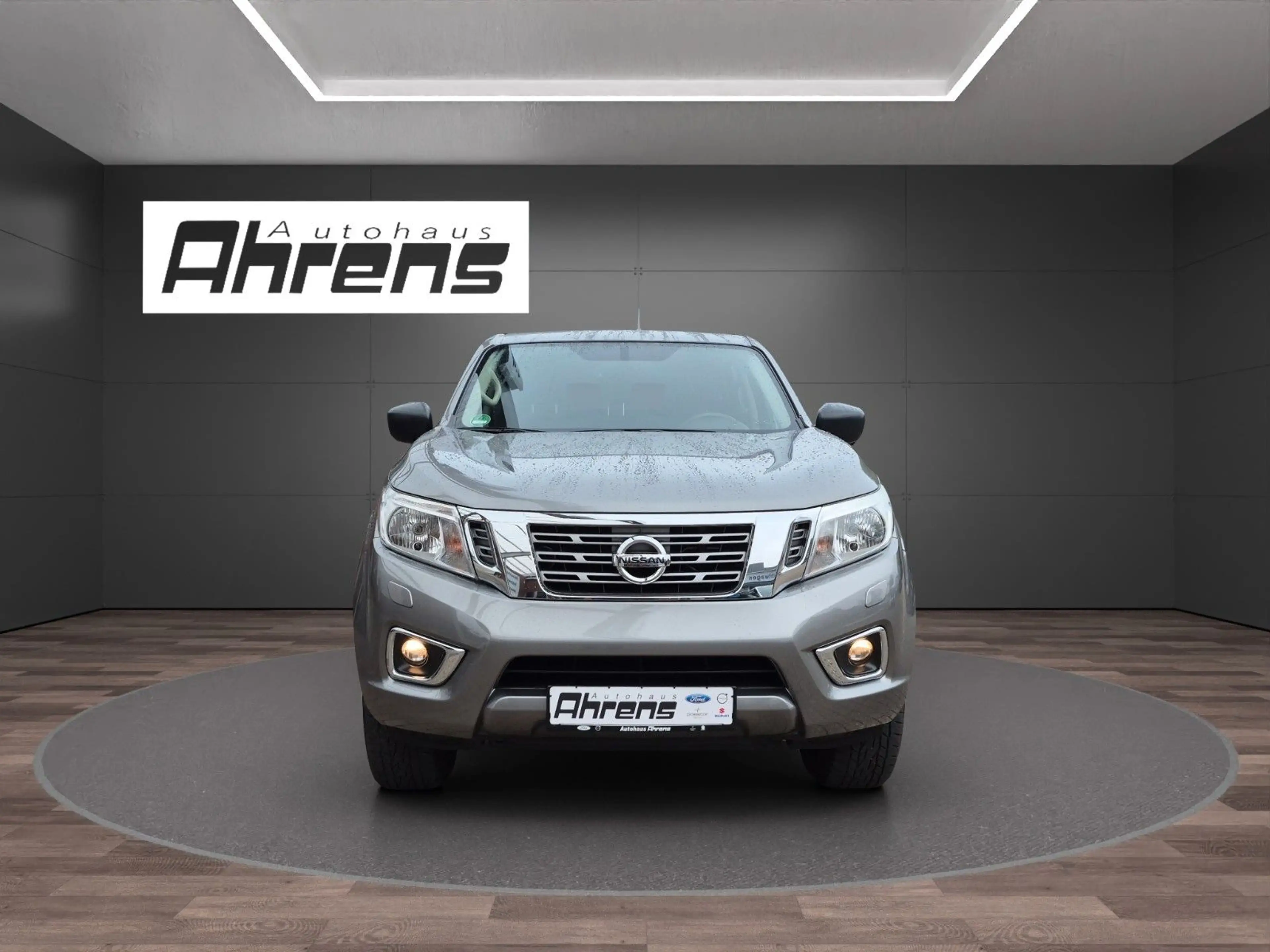 Nissan Navara Acenta Double Cab 4x4 — photo 8