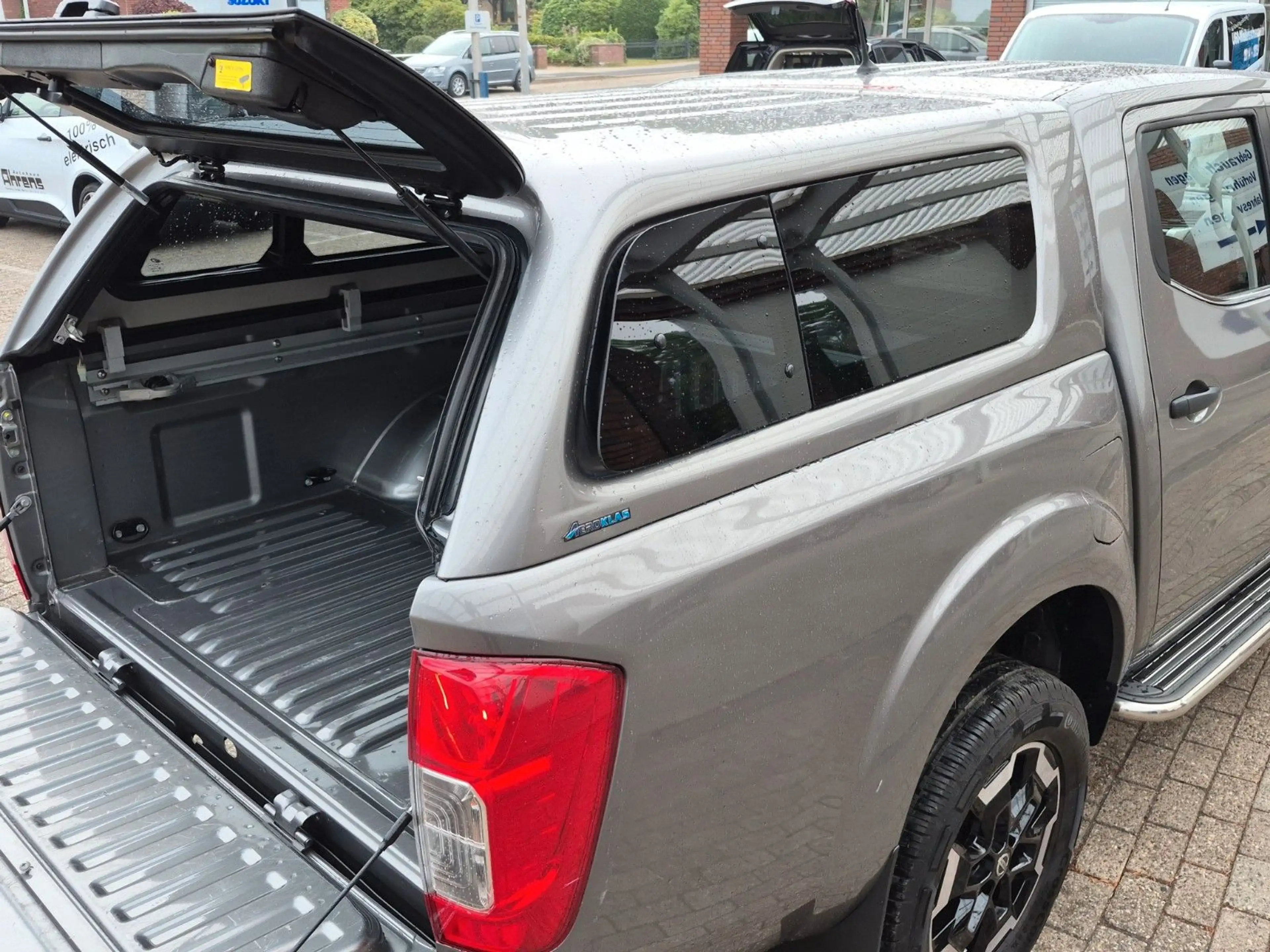 Nissan Navara Acenta Double Cab 4x4 — photo 15