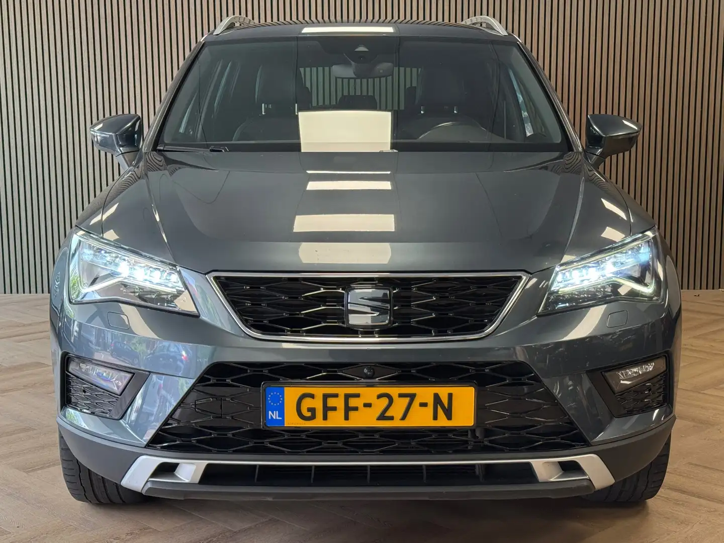 SEAT Ateca 2.0 TSI FR 4DRIVE Business Intense AUTOMAAT ADAPT Gris - 2