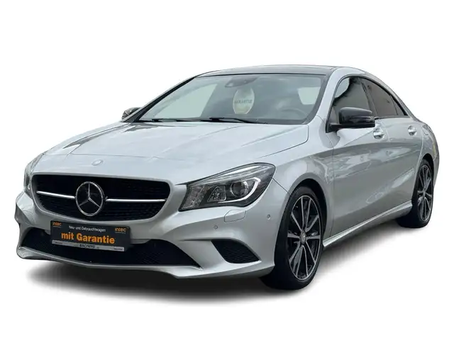 Mercedes-Benz CLA 250 4Matic*ACC*BI-XENON*NAVI*PANO*AHK*NIGHT*