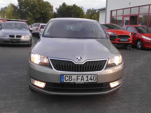 Skoda Rapid/Spaceback Rapid Spaceback1.2TSI.1HAND.90TKM.TÜV+SERVIS.NE