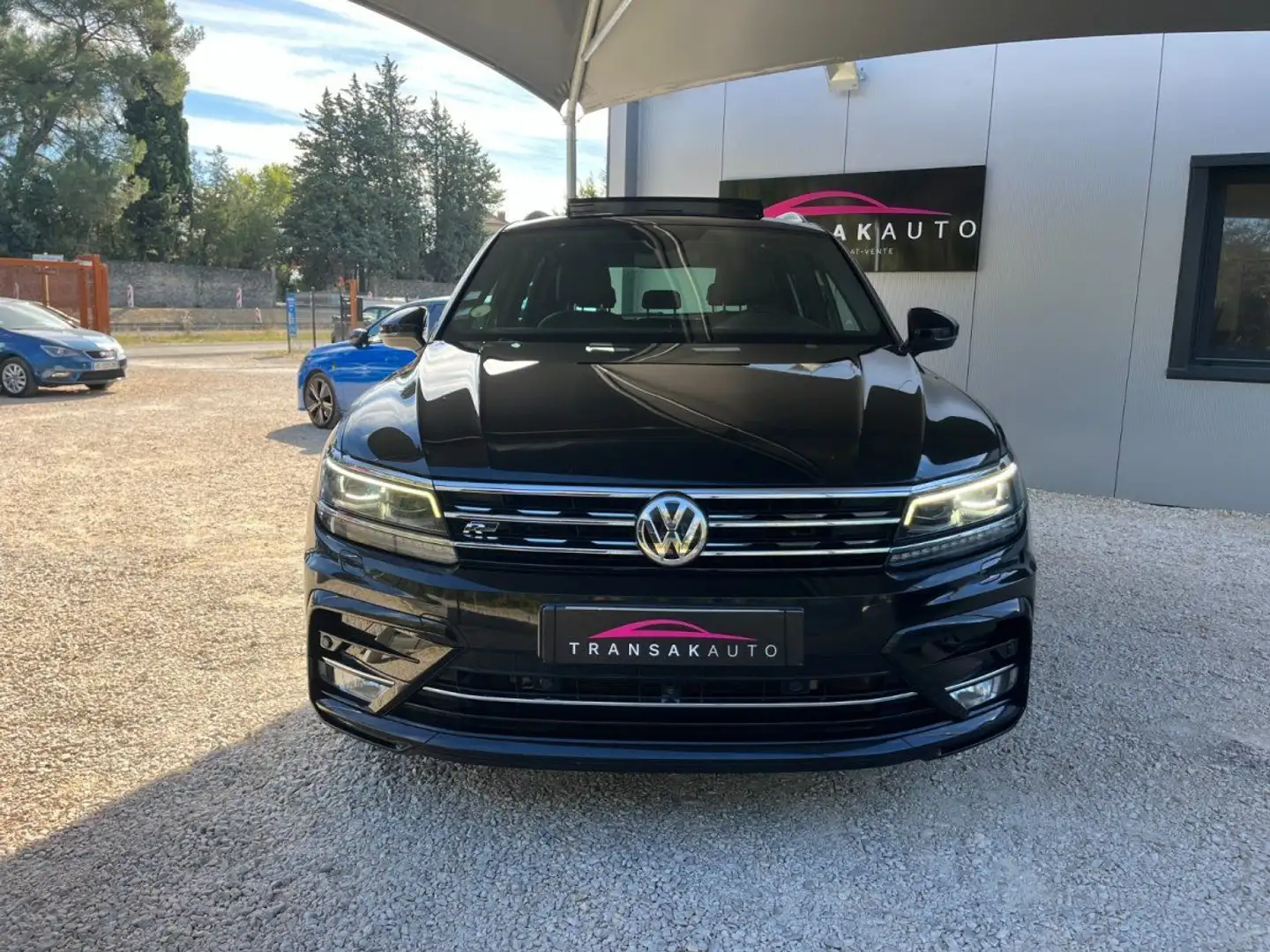 Volkswagen Tiguan II 2.0 TDI 150 ch Start/Stop DSG7 Carat Exclusive R-Line / Toit Ouvrant / Entretien Complet Noir - 2