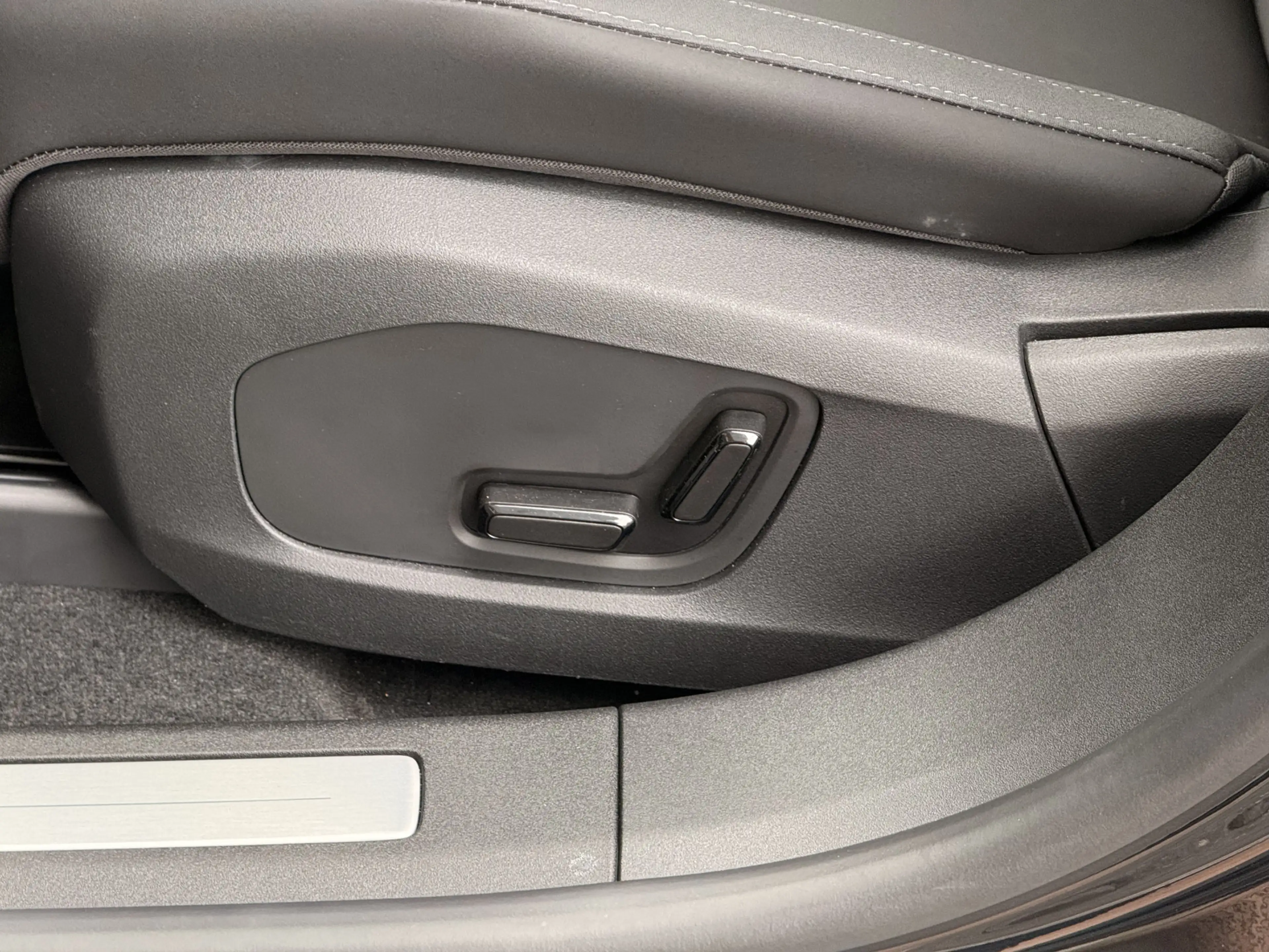 Polestar 4 Long Range Single motor 100 kWh Cruise control ada — photo 48