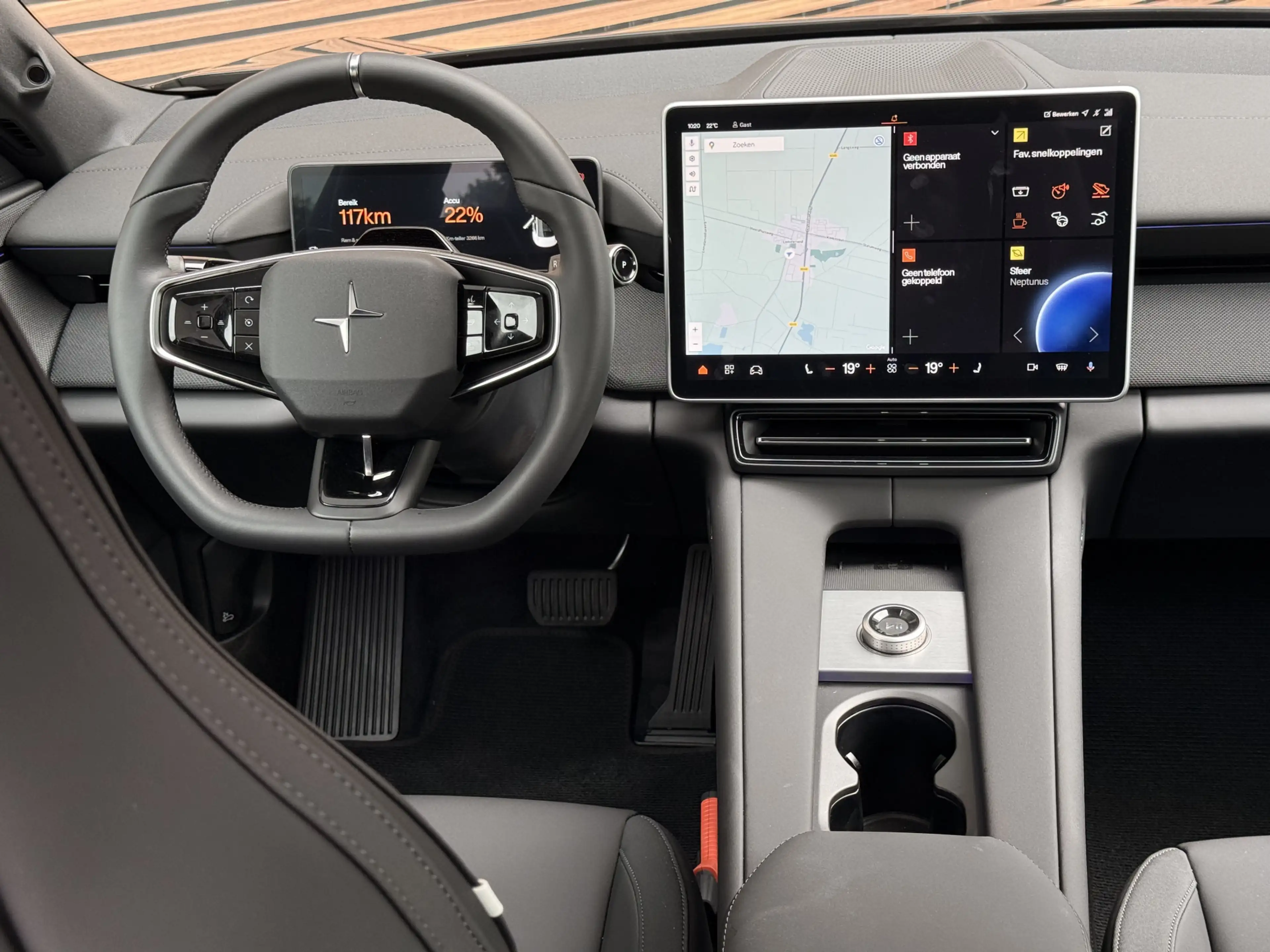 Polestar 4 Long Range Single motor 100 kWh Cruise control ada — photo 24