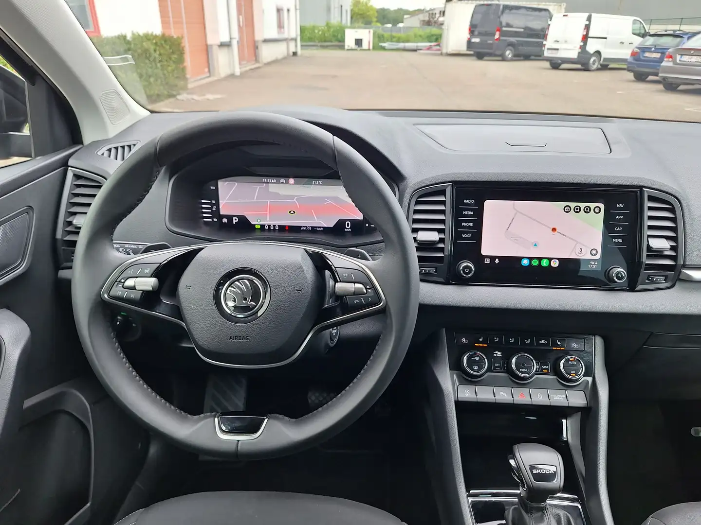 Skoda Karoq 1.5TSI DSG Face-Lift Keyless/Carpl./Zetelvw/Camera - 2