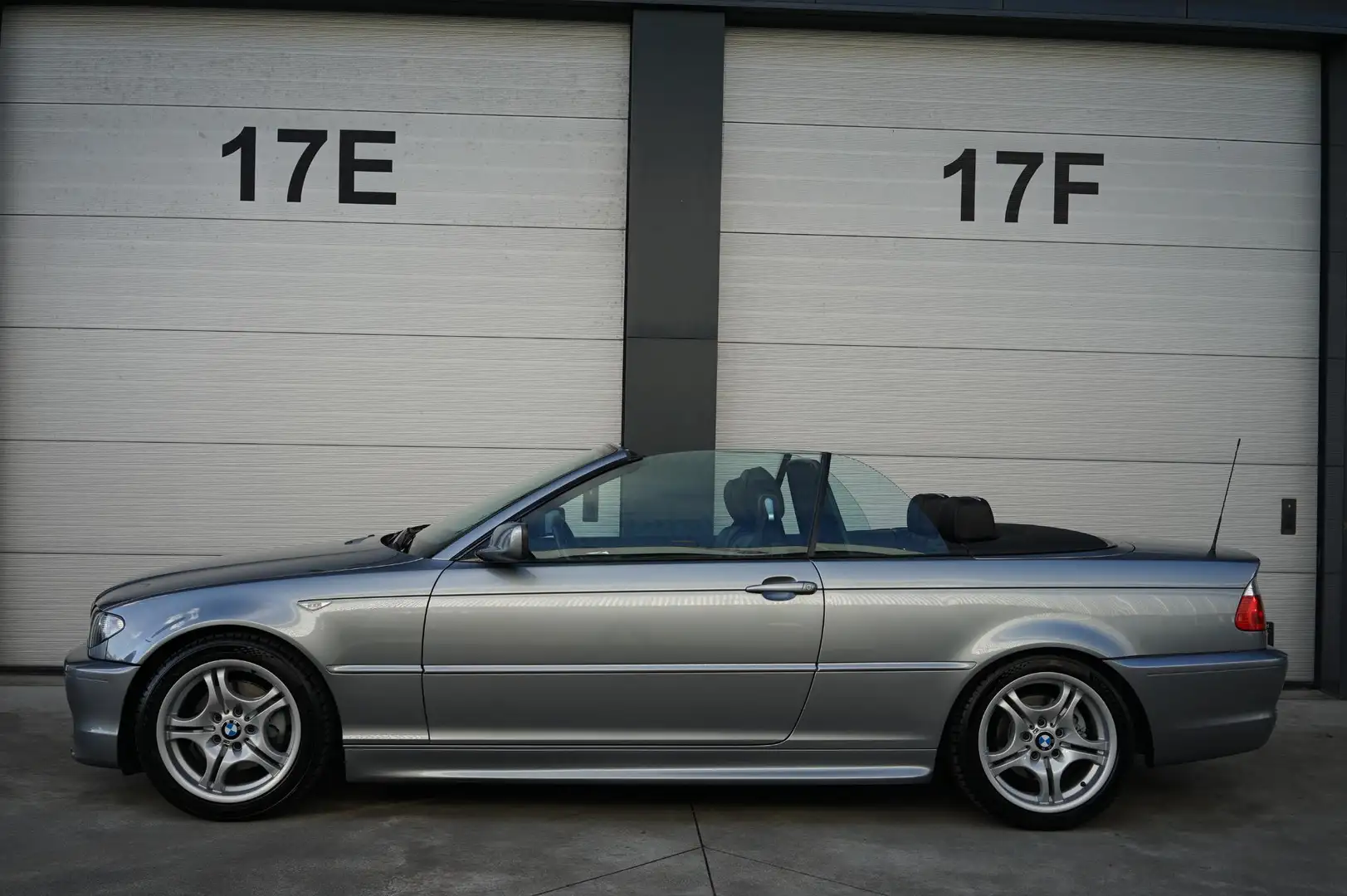 BMW 320 3-serie Cabrio 320Ci Executive 320i M-pakket Grijs - 1
