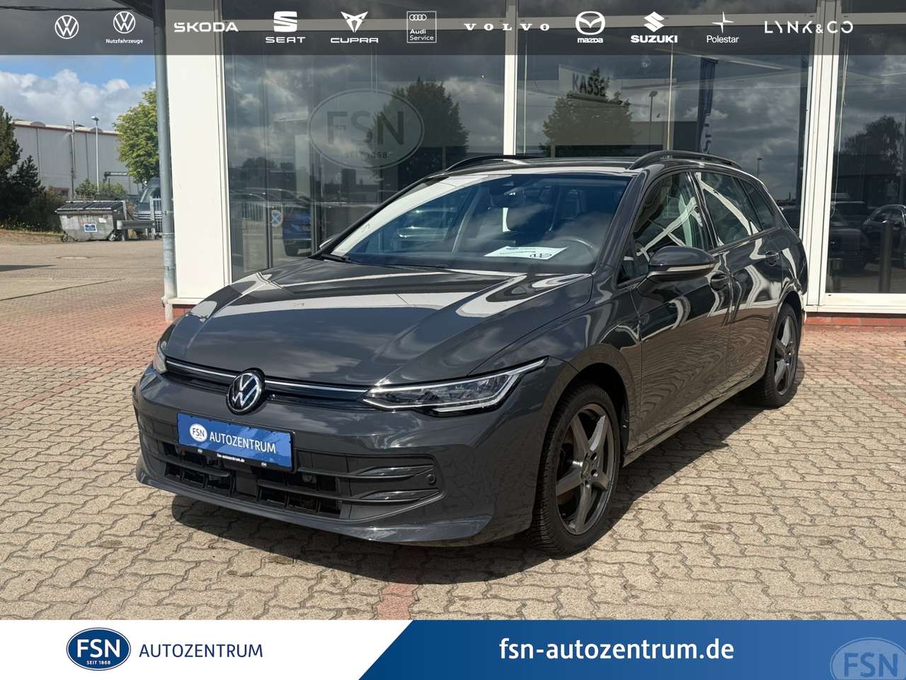 Volkswagen Golf Variant 2024 — VIII 1.5 TSI RFK SHZ Clima