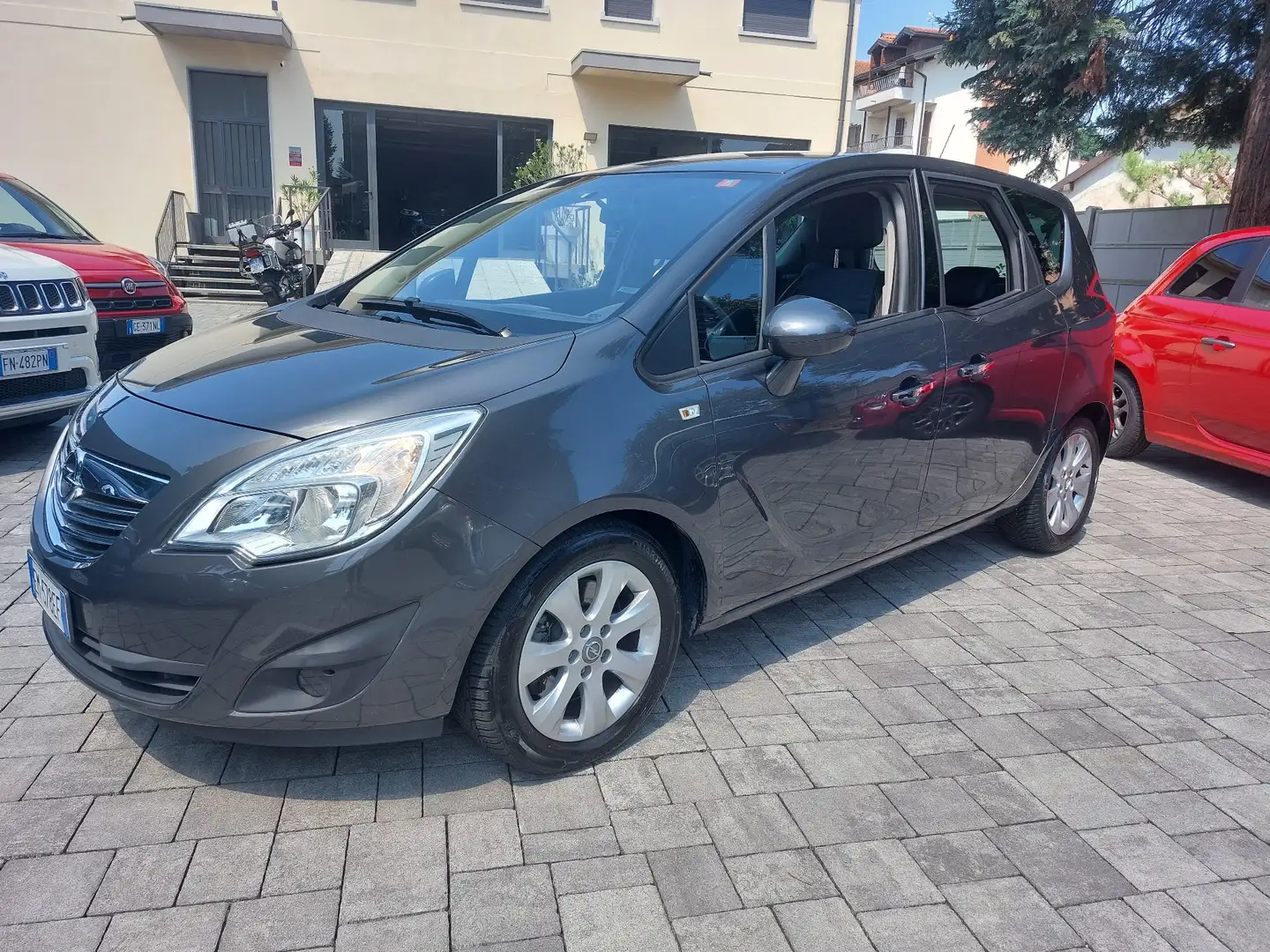Opel Meriva Meriva II 2010 1.4t Cosmo 120cv TAGLIANDATA Grau - 1