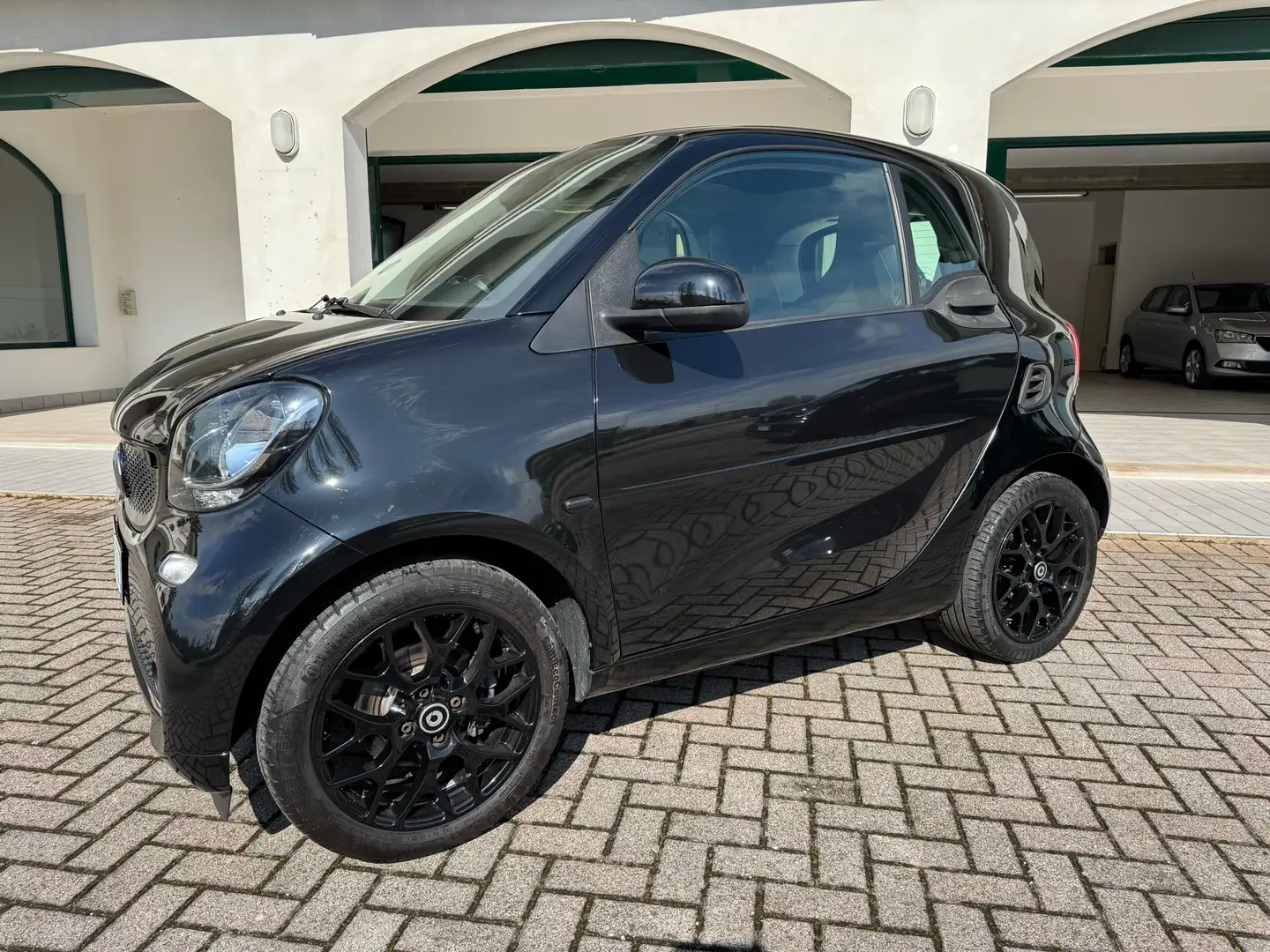 smart forTwo BLACK STYLE PRIME - 08/2015 PRIMA IMMAtRICOLAZIONE Siyah - 1