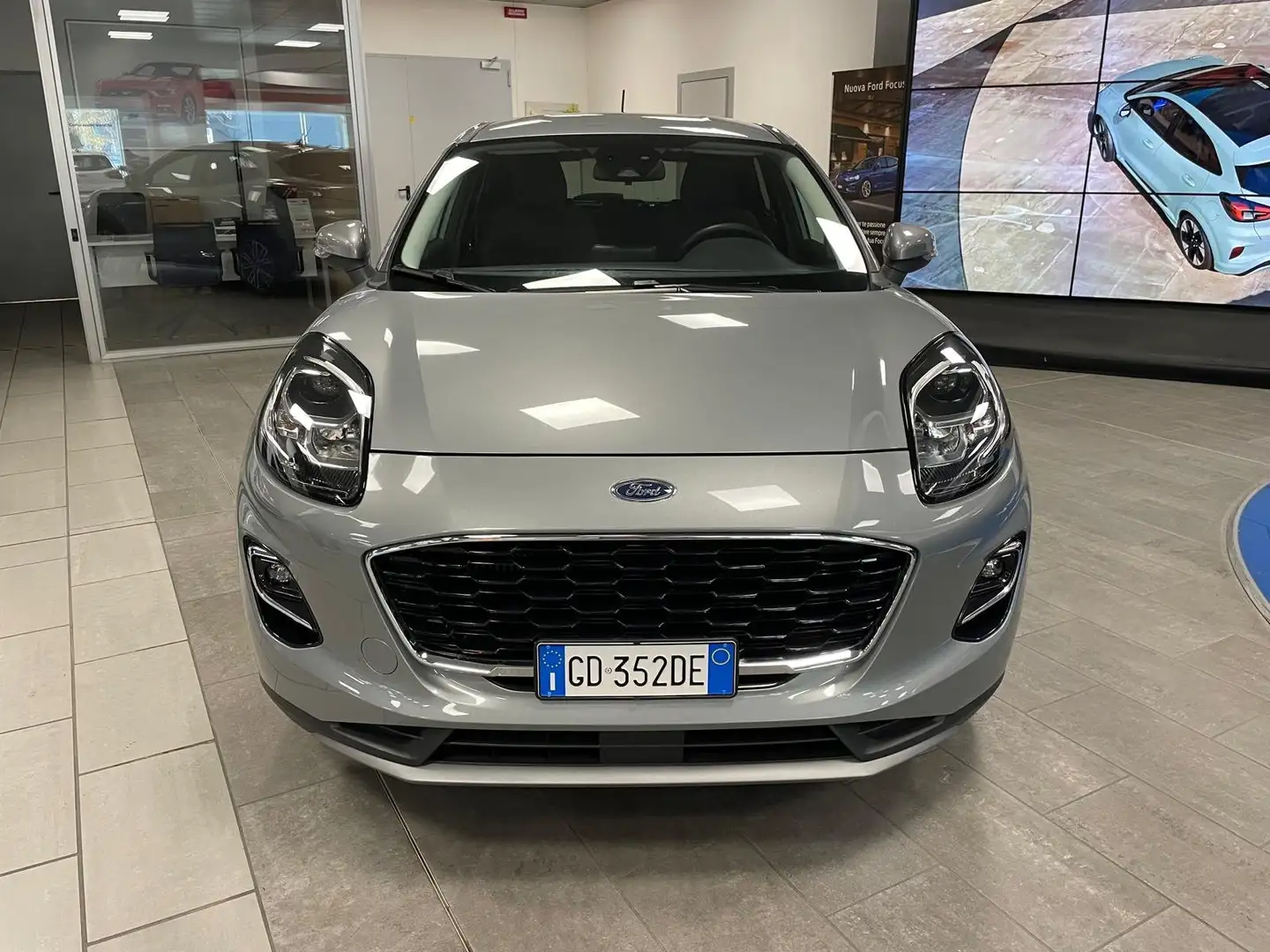 Ford Puma 1.0  ibrido/benzina 125cv.   Titanium , Km 15.000 Argento - 2