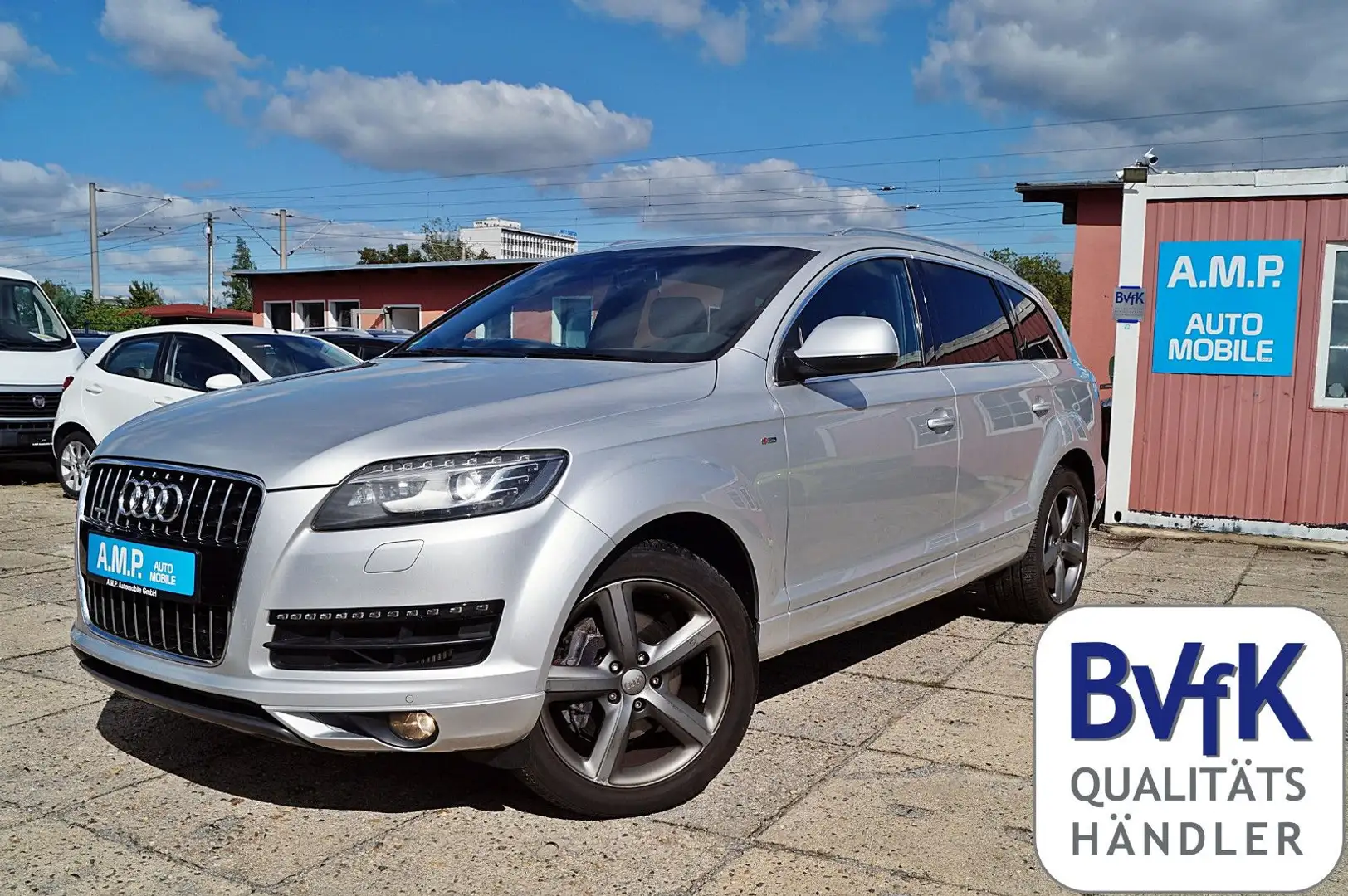 Audi Q7 3.0 TDI quattro, GARANTIE, S-LINE, AHK, S-H. Silber - 1