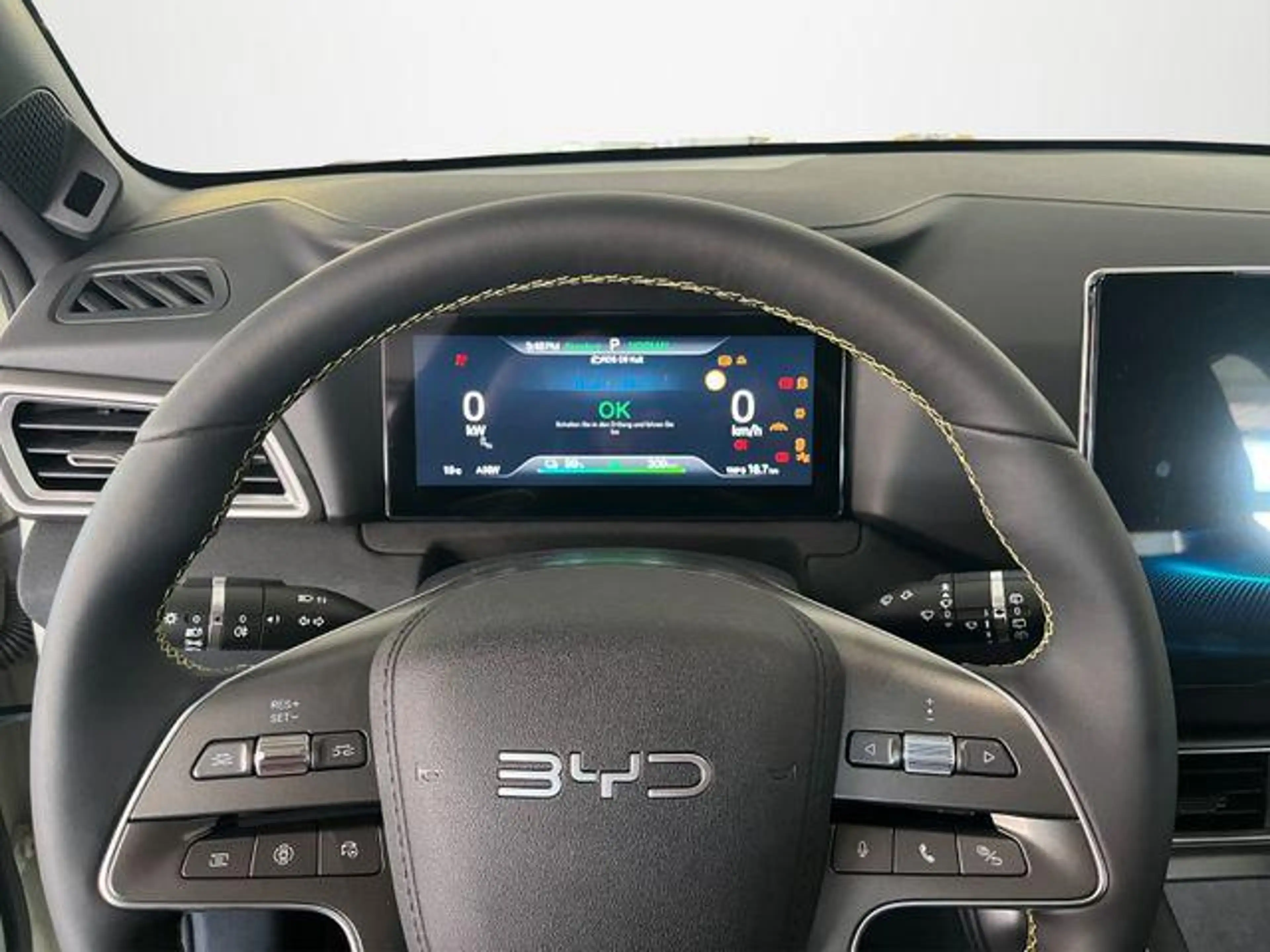 BYD Atto 2 Boost /PANO-DA/ACC/LEDER/360°/SHZ/ 130 kW (177 ... — photo 7
