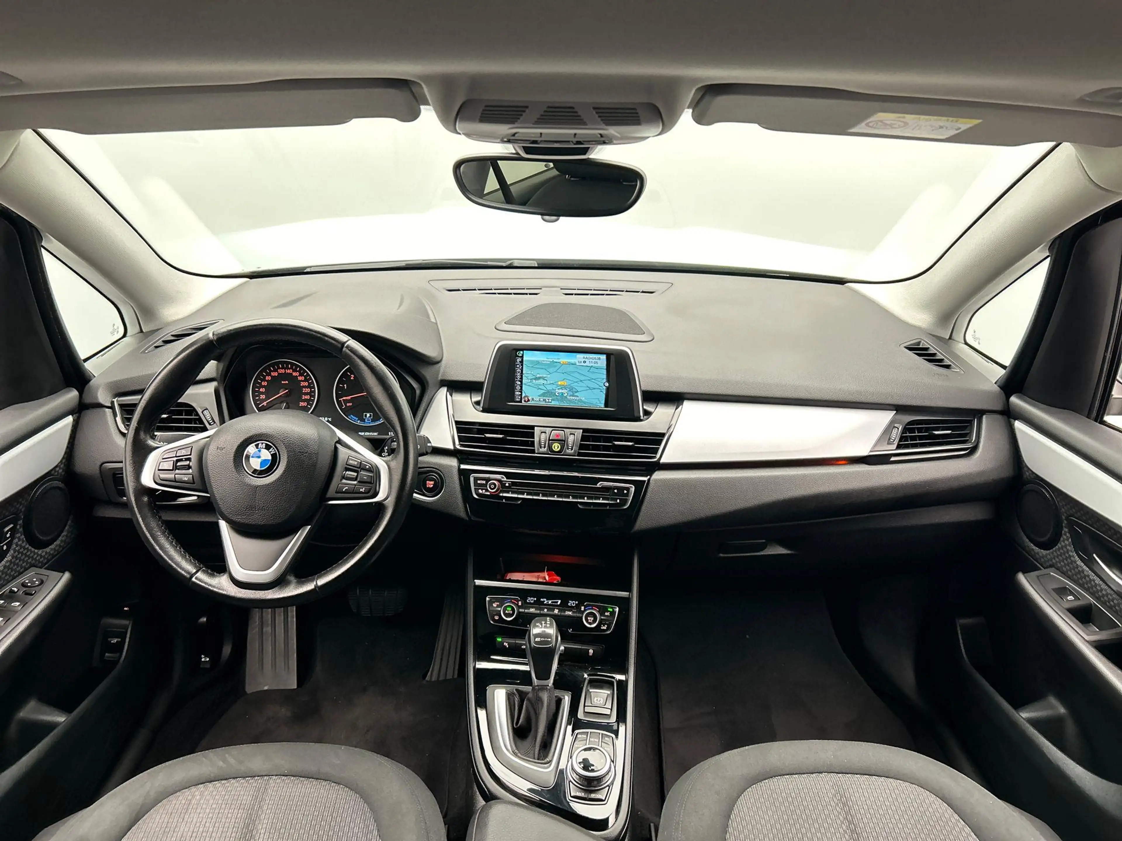 BMW 225 2-serie Active Tourer 225xe iPerformance Centennia — photo 2