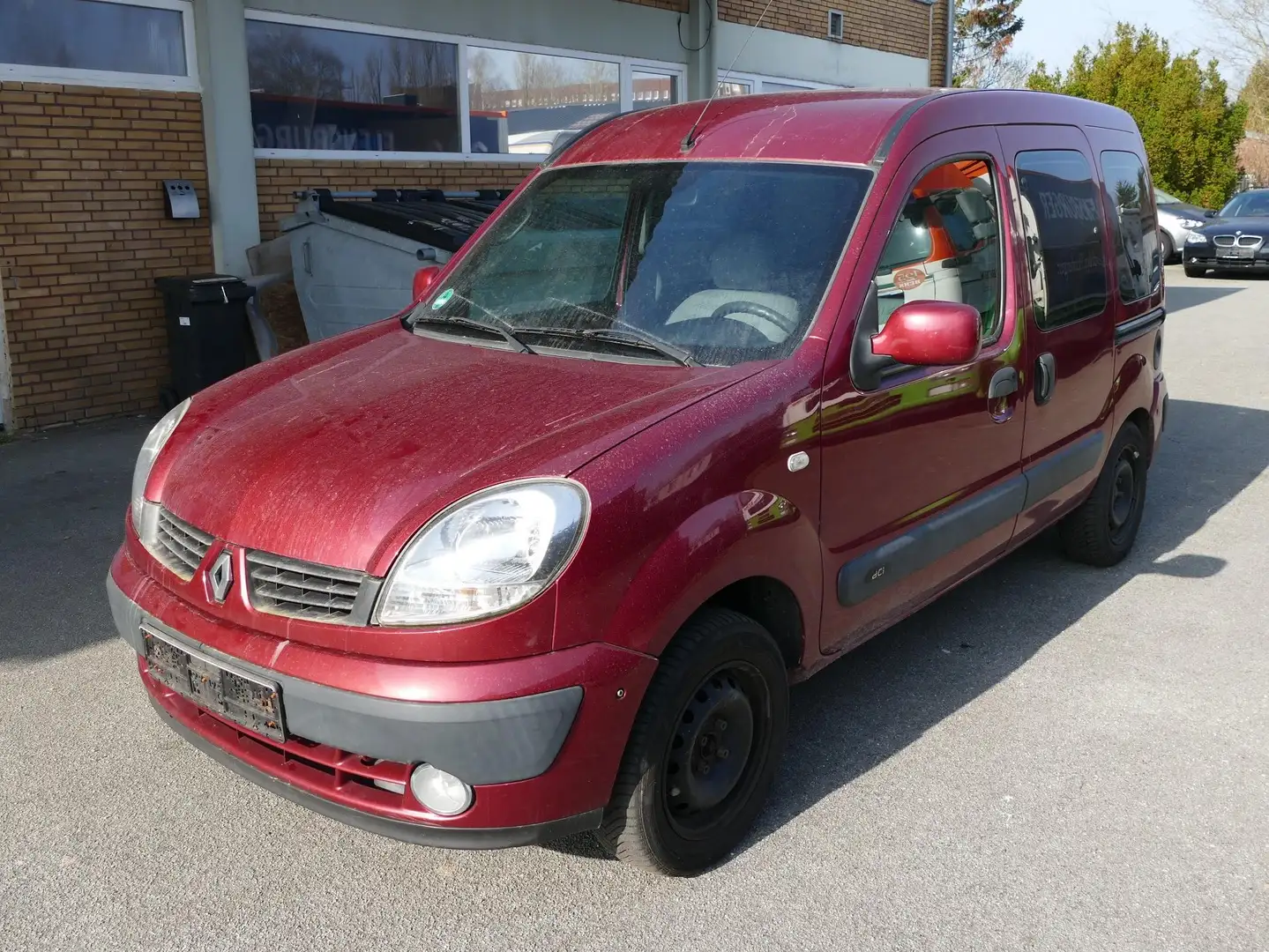 Renault Kangoo 1.5 DCI Klima Radio 5 Sitzer AHK HU/AU 04/2026 Rot - 1