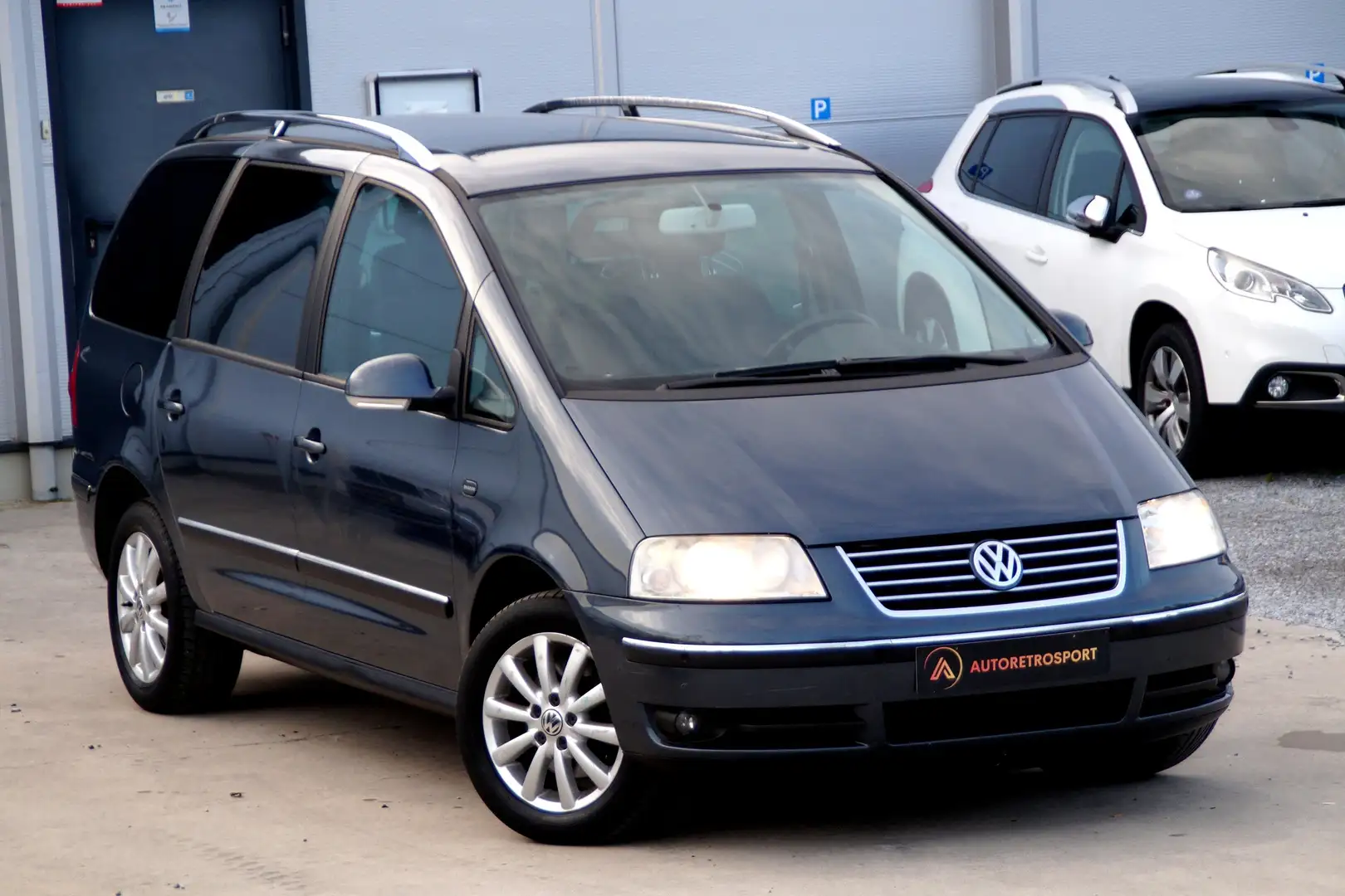 Volkswagen Sharan 1.9 TDi Tiptronic 7 Places _1er Main _Garantie✅ Grau - 1