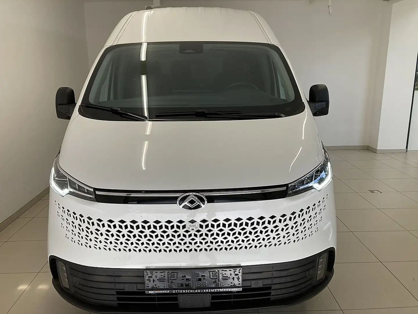 Maxus Deliver 7 L2H2 + P3 Weiß - 2
