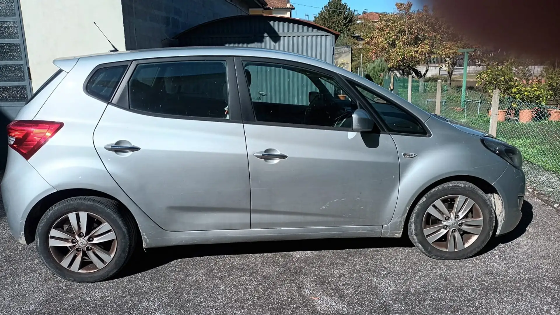 Hyundai iX20 ix20 1.6 crdi Comfort Grigio - 1