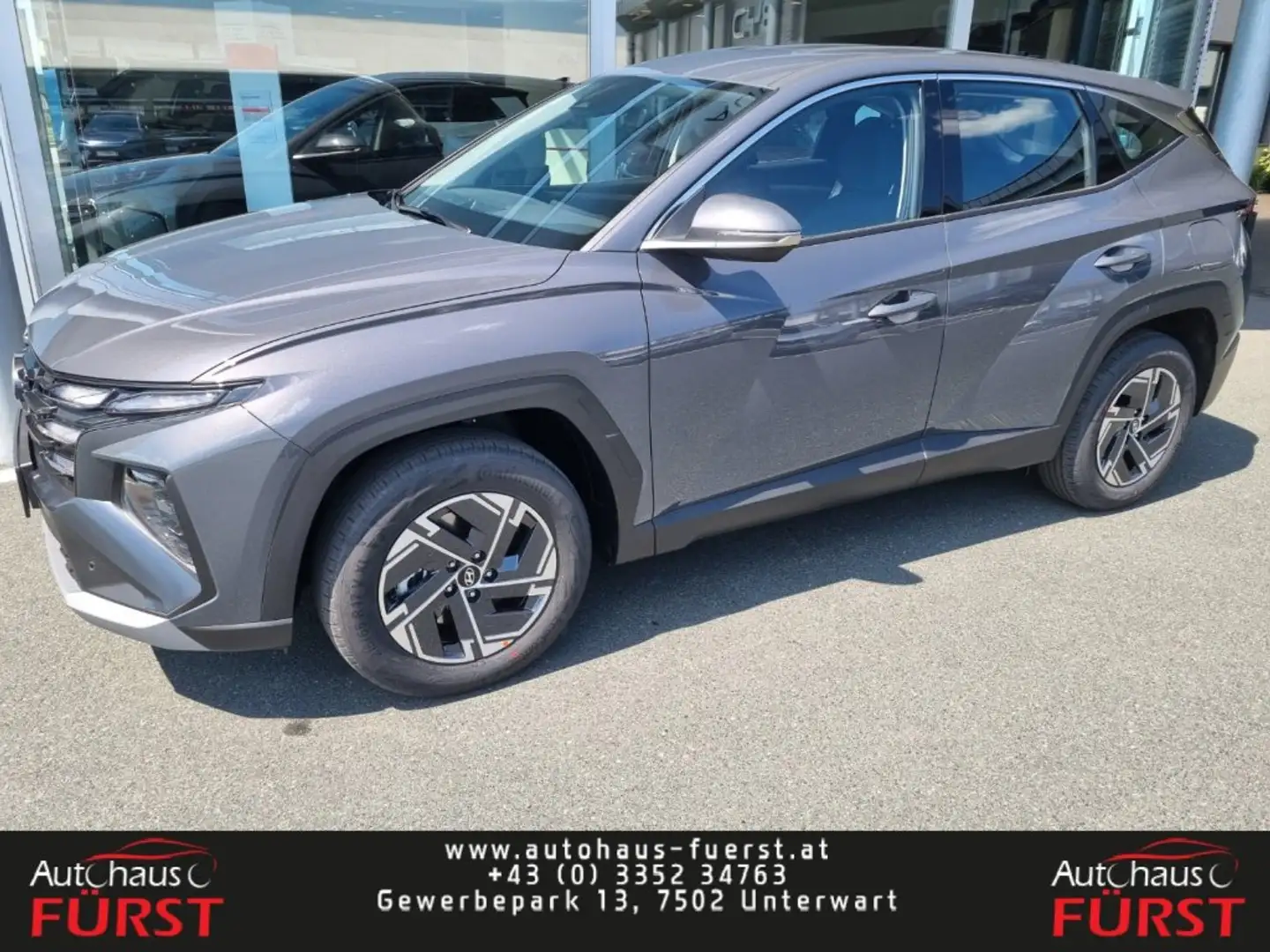 Hyundai TUCSON NX4 Smart Line 1,6 T-GDi 2WD DCT t7bs2-P20 Grau - 1