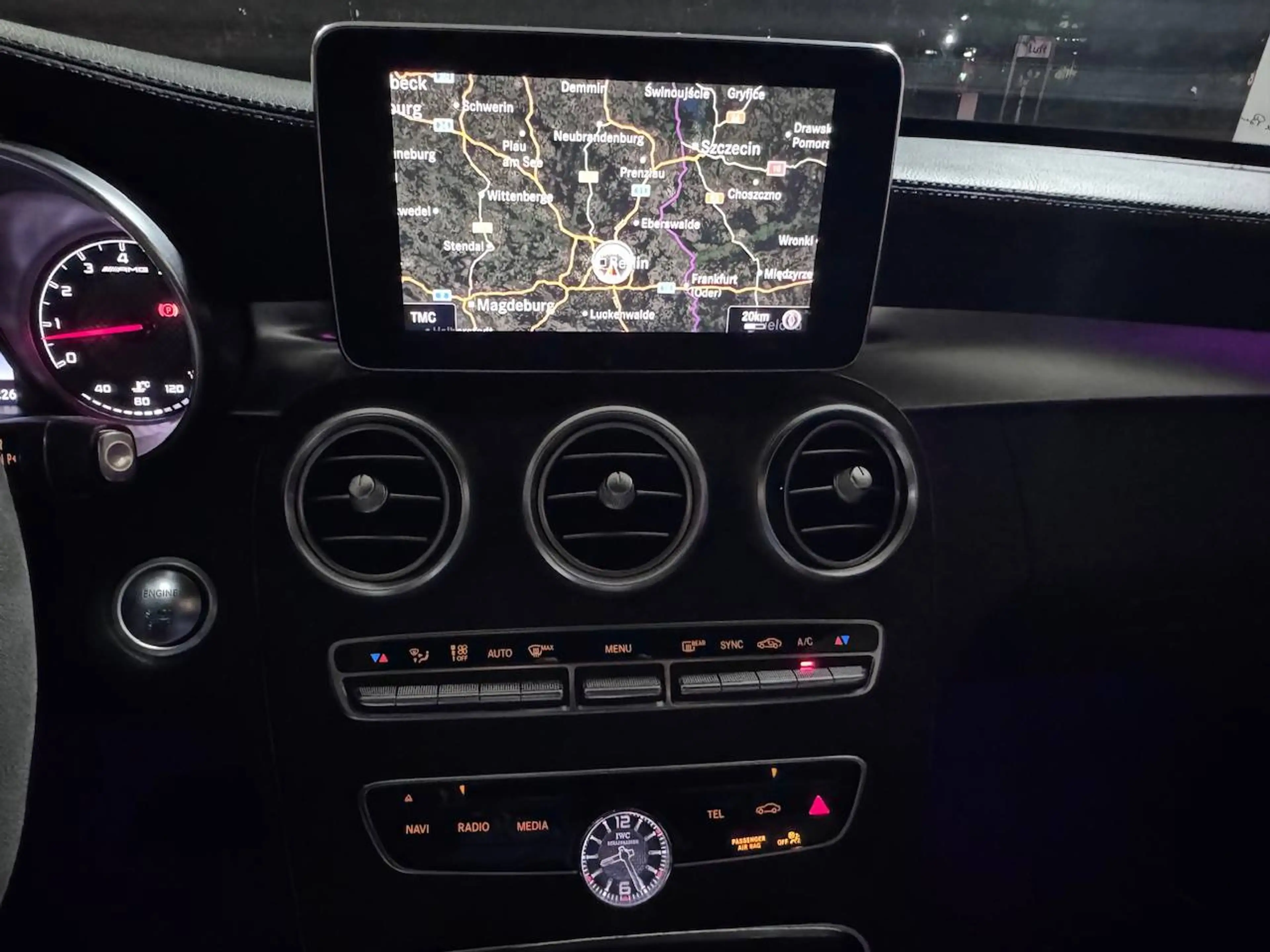 Mercedes-Benz C 63 AMG C 63 AMG (205.086) — photo 12