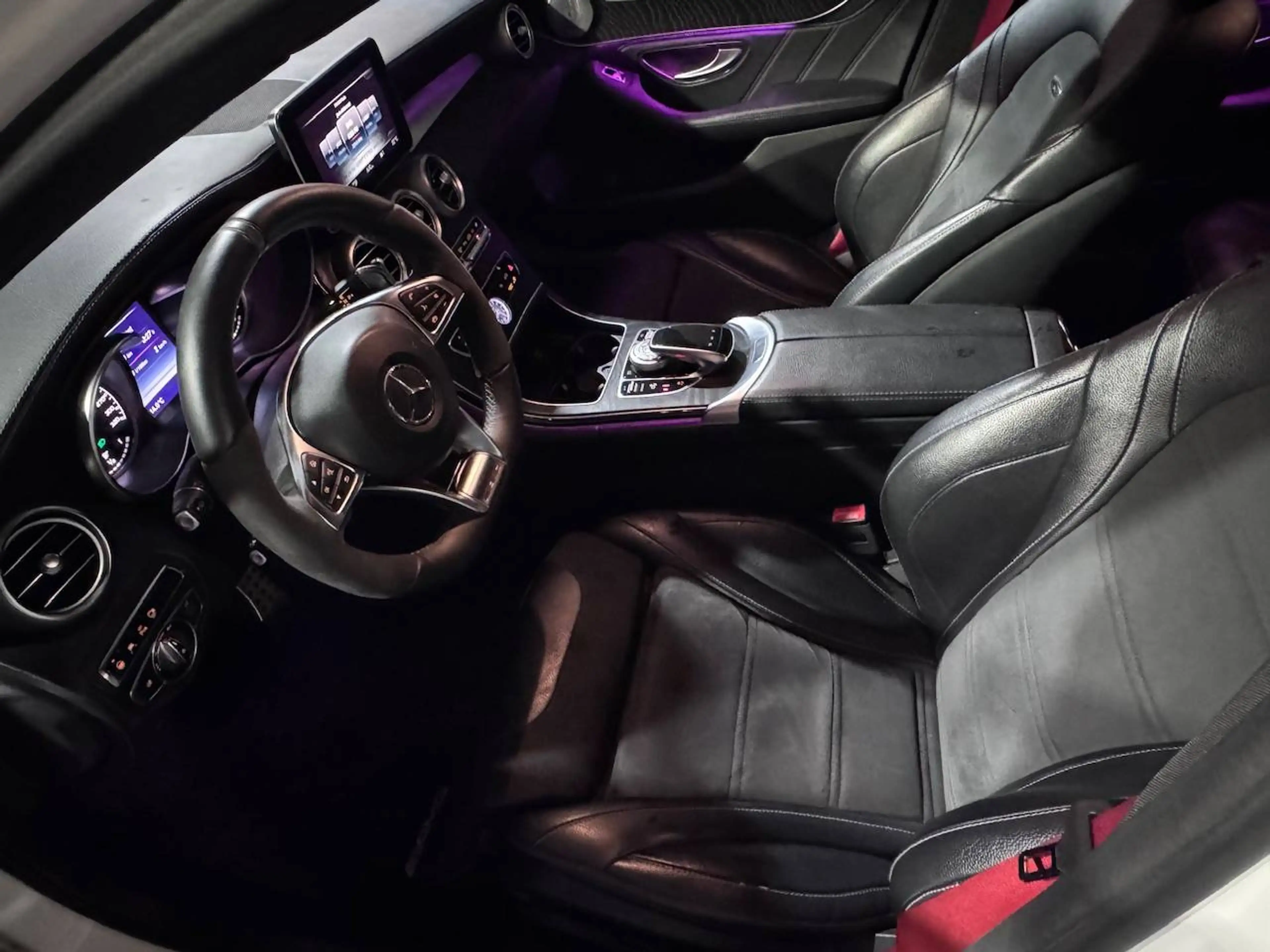 Mercedes-Benz C 63 AMG C 63 AMG (205.086) — photo 11