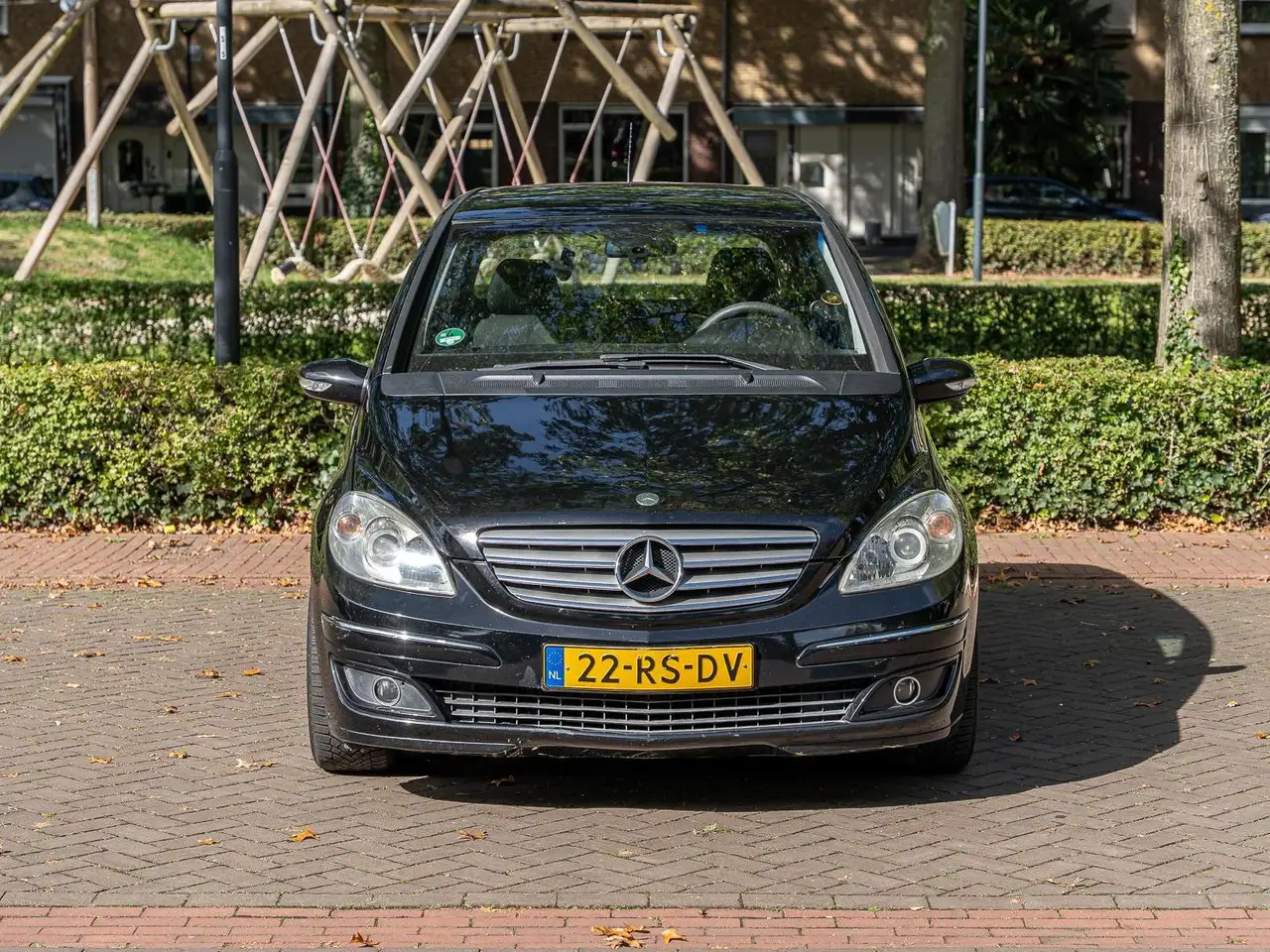 Mercedes-Benz B 170