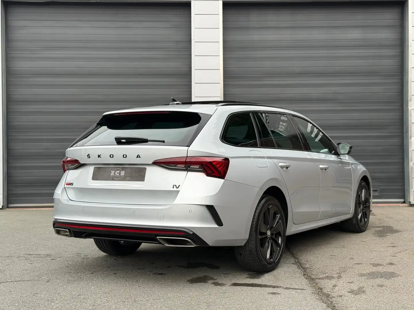 Skoda Octavia Octavia Combi 1.4 TSI iV DSG RS Plus Zilver - 2