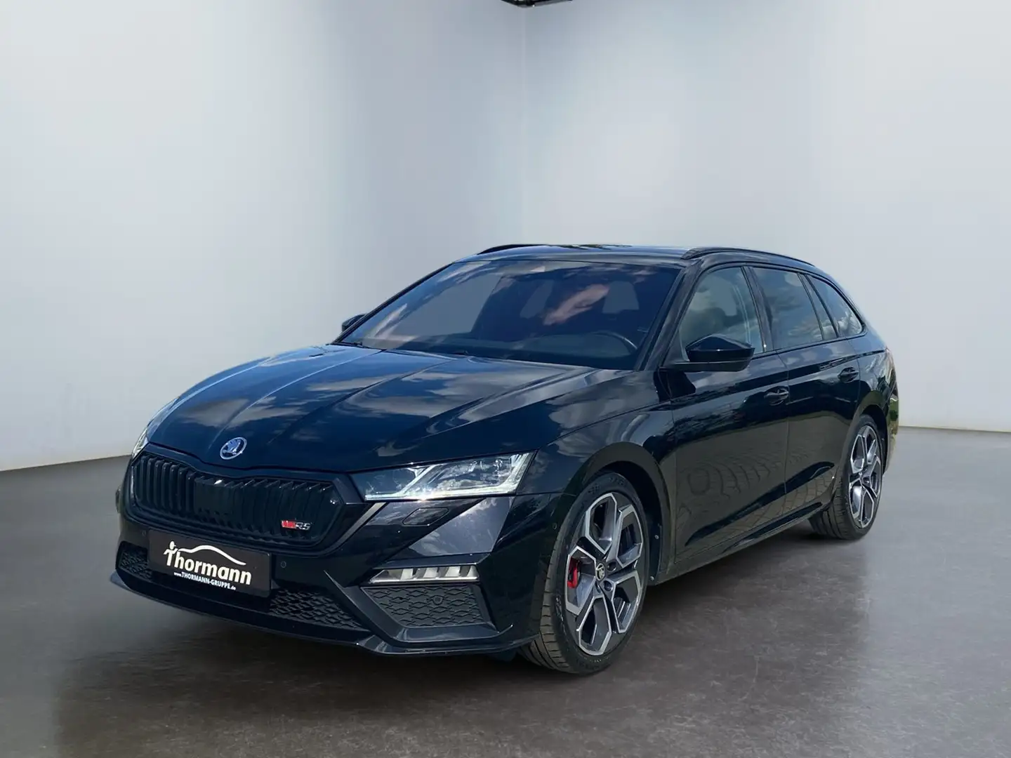 Skoda Octavia Combi RS Plus 2.0 TDI 4x4 DSG ACC NAVI Zwart - 2