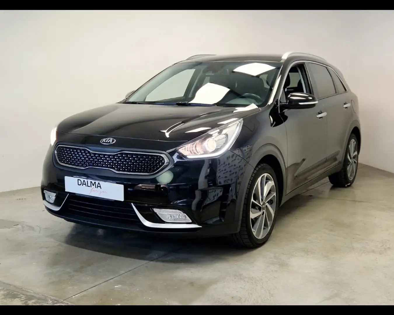 Kia Niro 1.6 GDI HEV Urban Black - 1