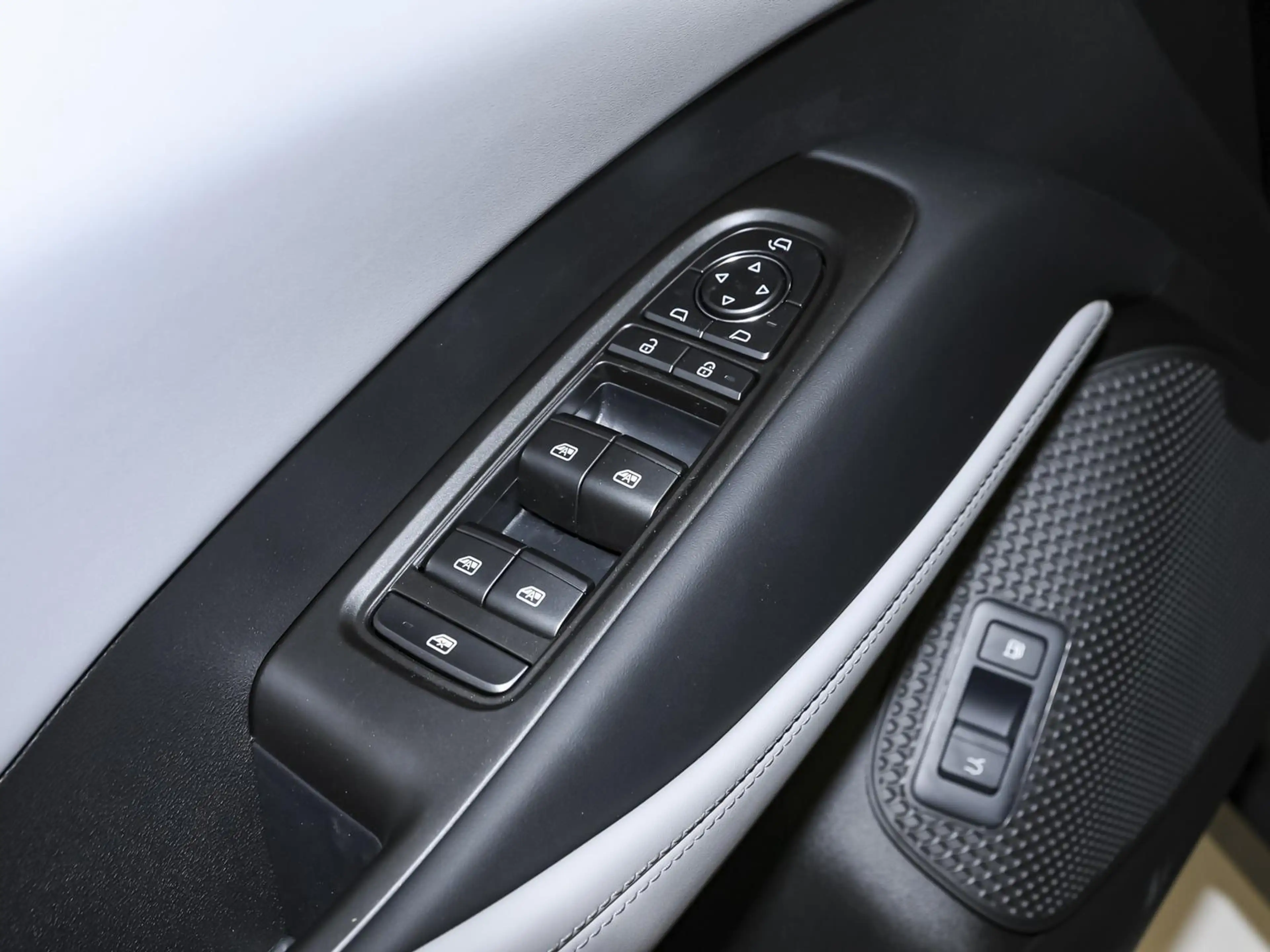 BYD Seal 6 DM-i Touring Comfort LEDER SD NAVI SHZ PDC — photo 10