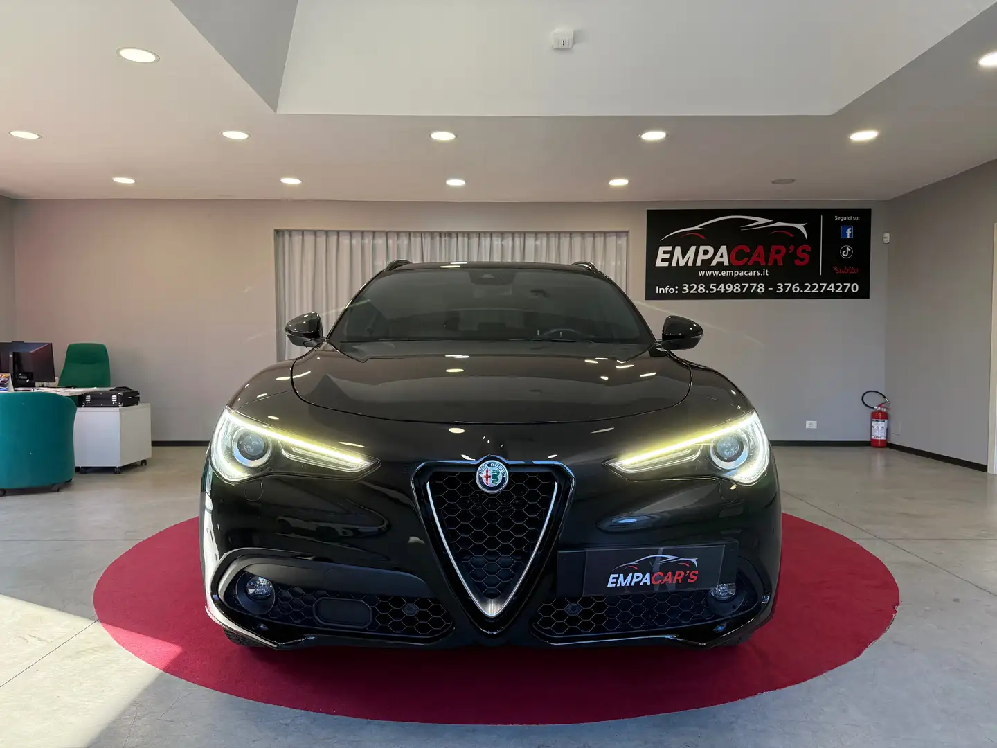 Alfa Romeo Stelvio Stelvio 2.2 AT8 Q4 180cv Usato Garantito Nero - 2