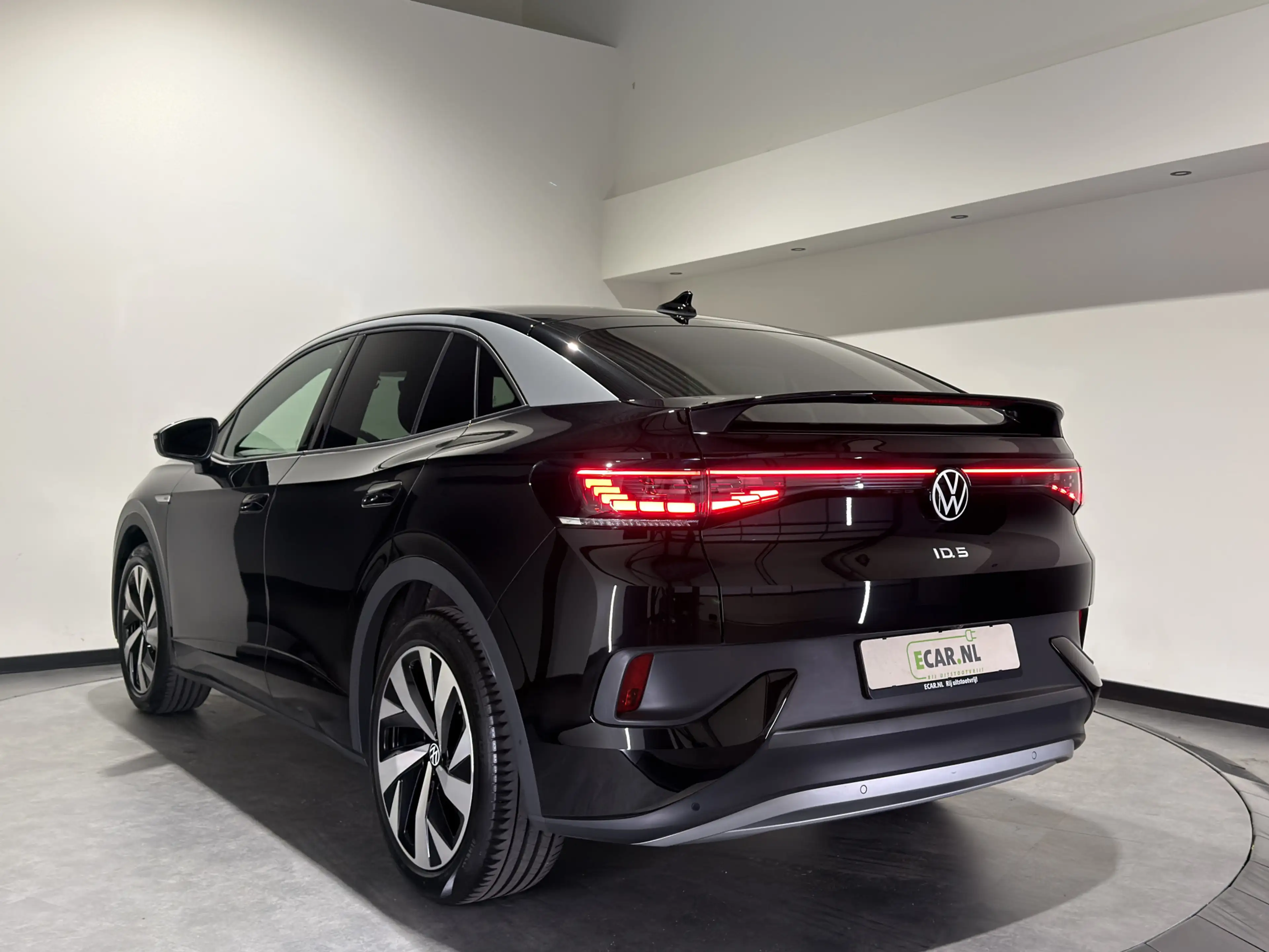 Volkswagen ID.5 Pro 77 kWh | Keyless | Matrix LED | Warmtepomp | S — photo 2