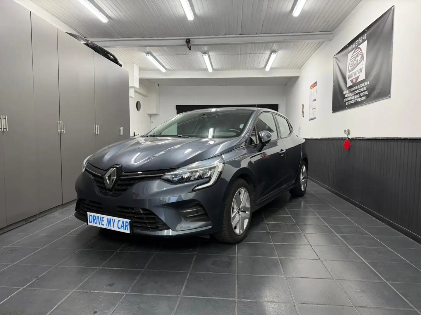Renault Clio 1.6 140Ch E-TECH Businness - 71 000 Kms Gris - 1
