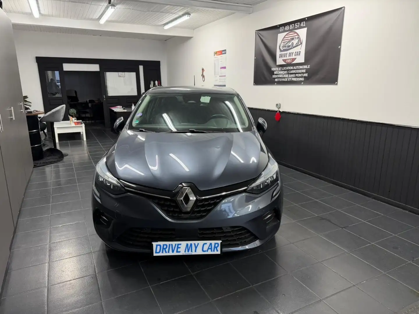 Renault Clio 1.6 140Ch E-TECH Businness - 71 000 Kms Gris - 2