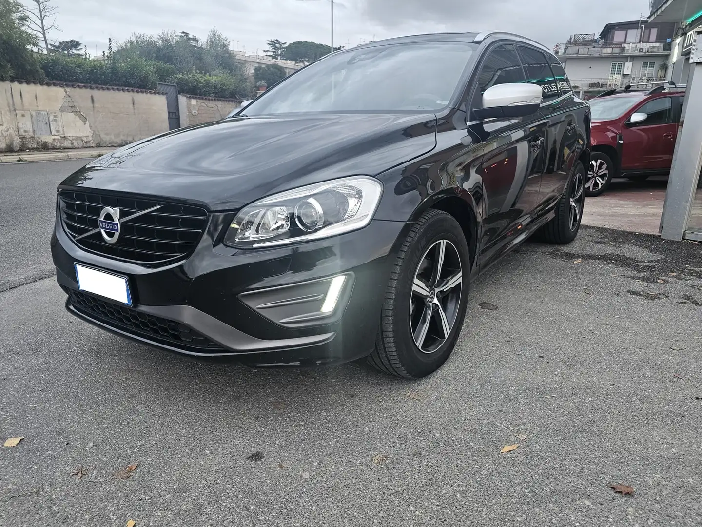 Volvo XC60 XC60 I 2014 2.0 d4 R-design 190cv geartronic my17 Nero - 1