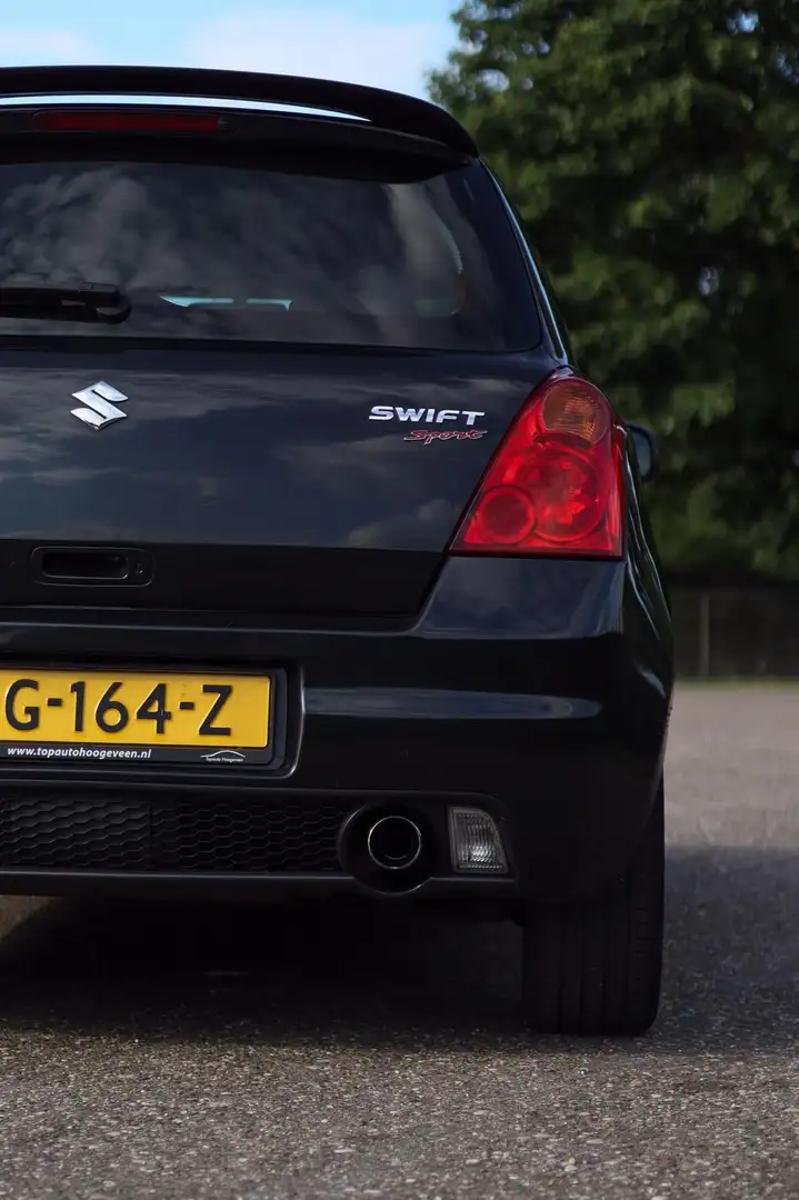 Suzuki Swift Swift 1.6 Sport Zwart - 2