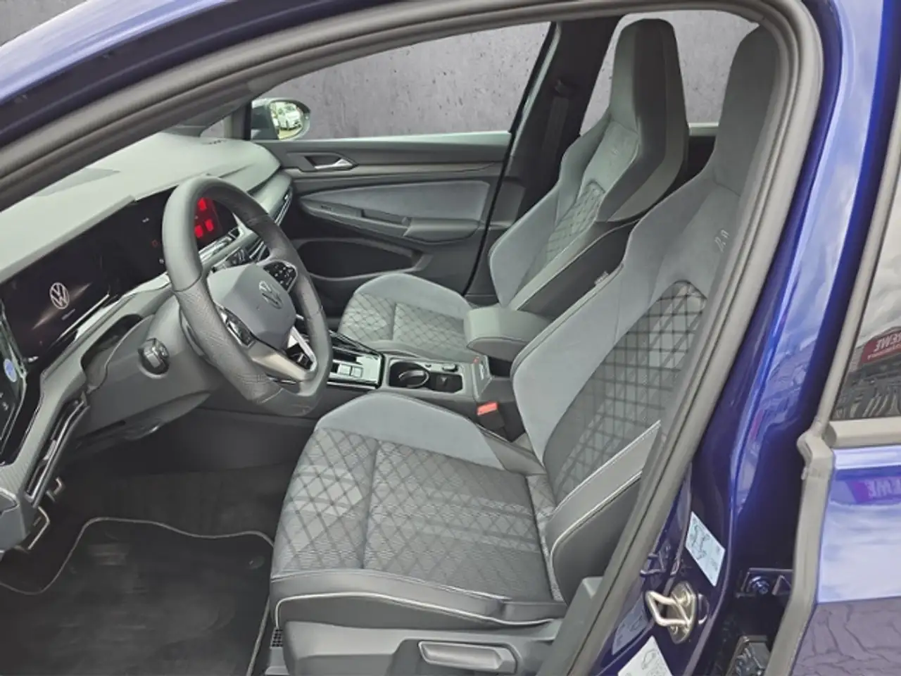 Volkswagen Golf Variant VIII 1.5 eTSI R-Line+LED+NAVI+RFK 8