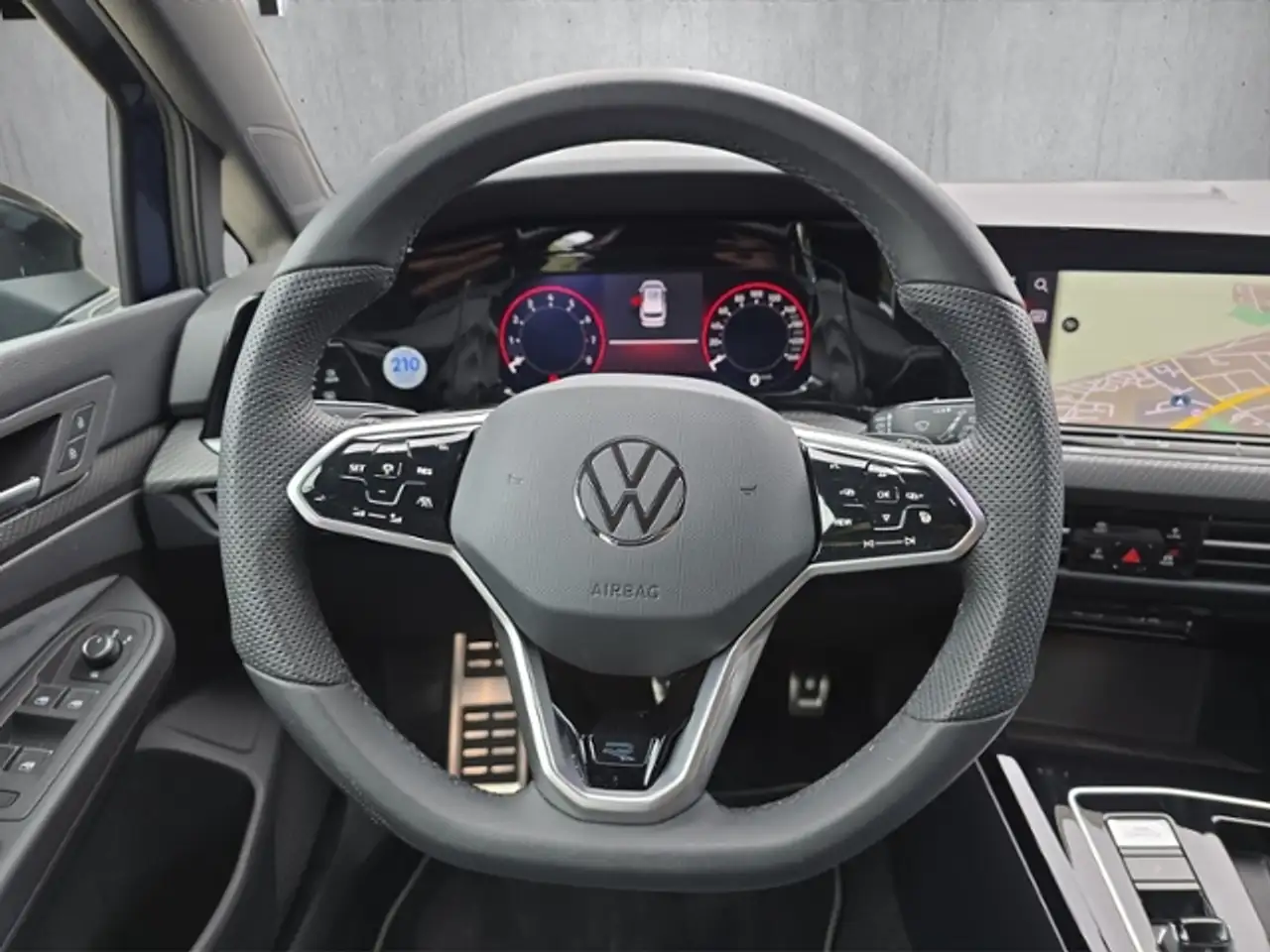 Volkswagen Golf Variant VIII 1.5 eTSI R-Line+LED+NAVI+RFK 14