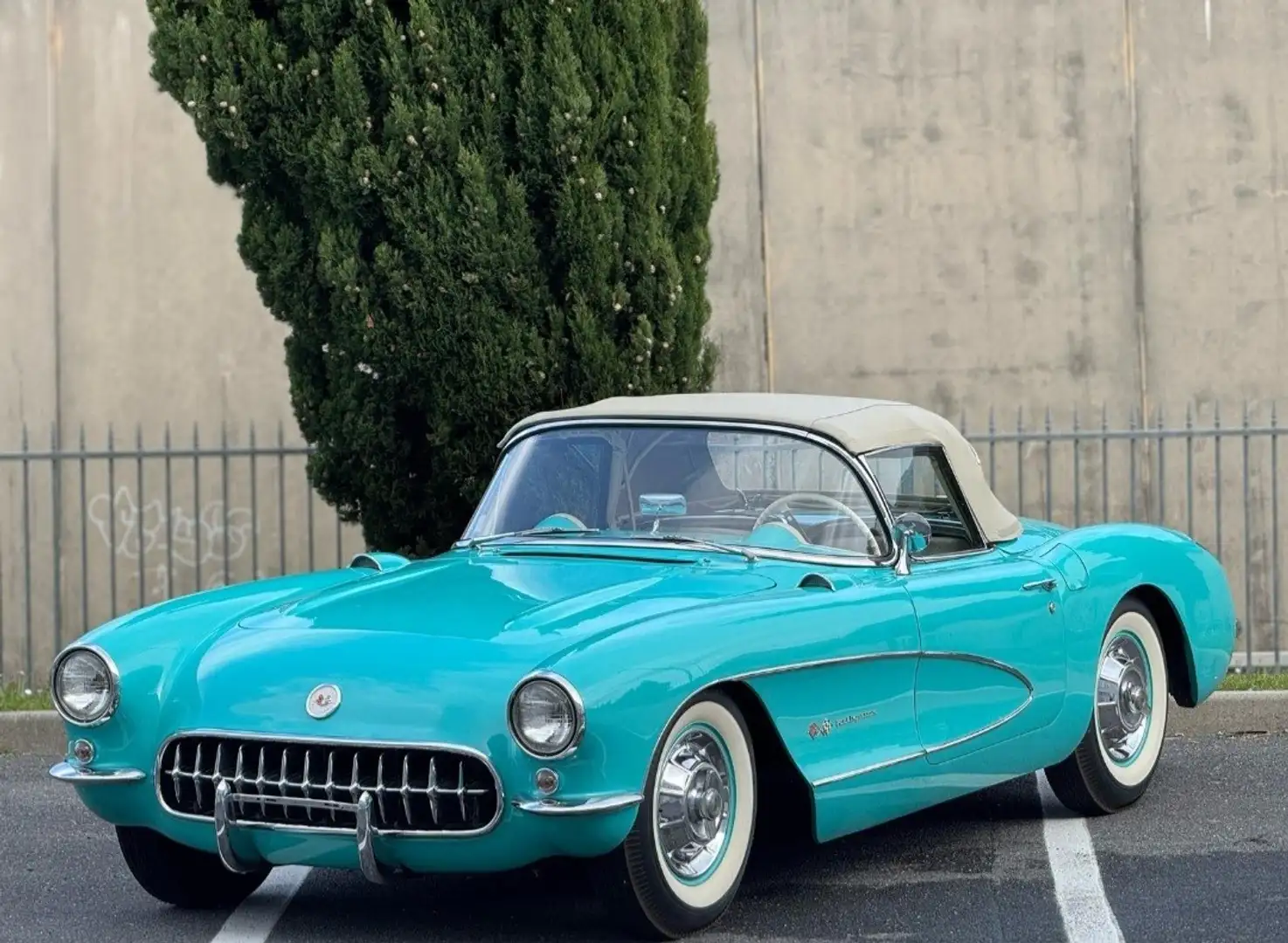 Chevrolet Chevrolet Corvette C1 Fuel Injection - 1