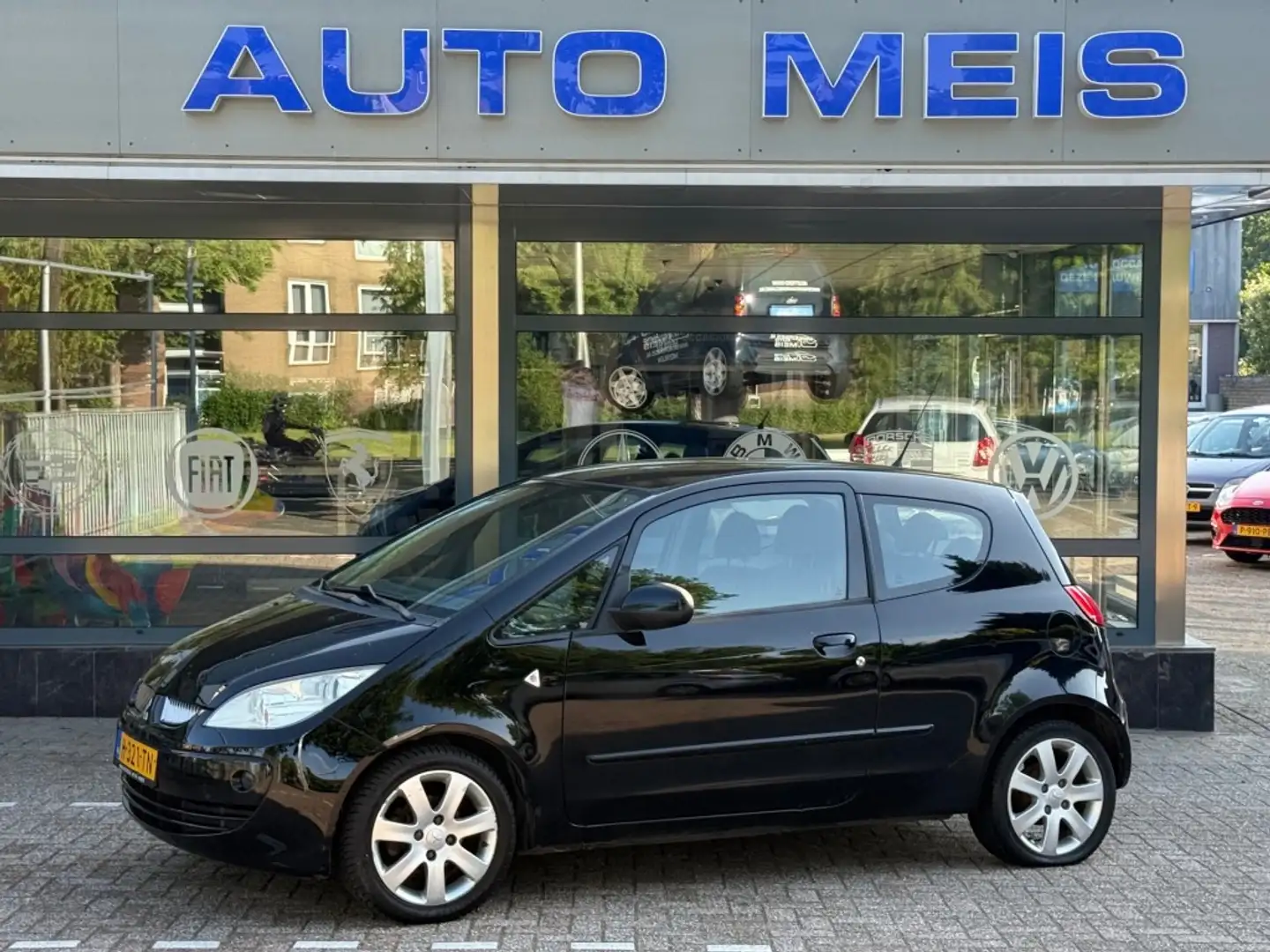 Mitsubishi Colt 1.3 Heartbeat Airco Zwart - 1