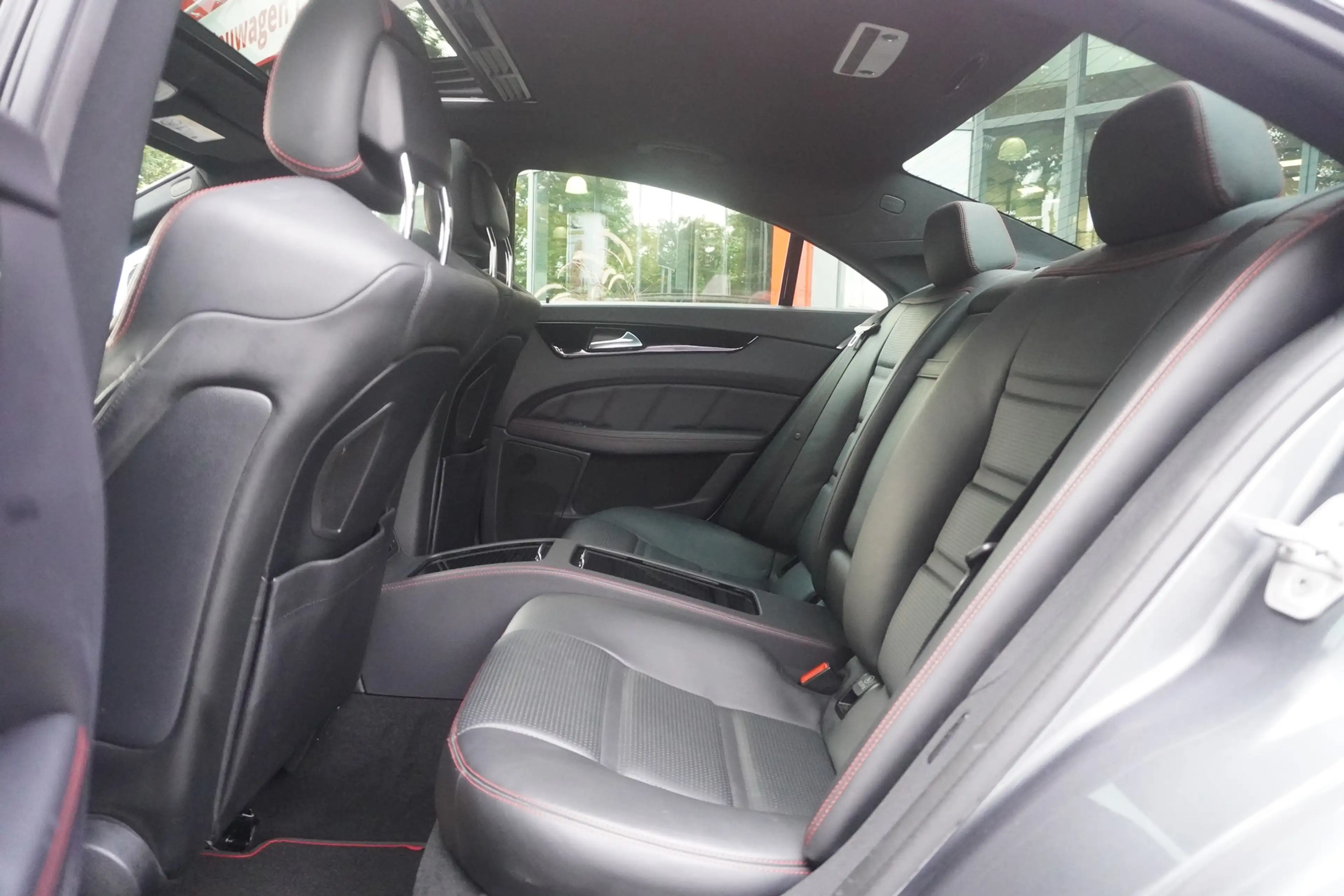 Mercedes-Benz CLS 400 4Matic AMG Line Standheizung Airmatic — photo 15