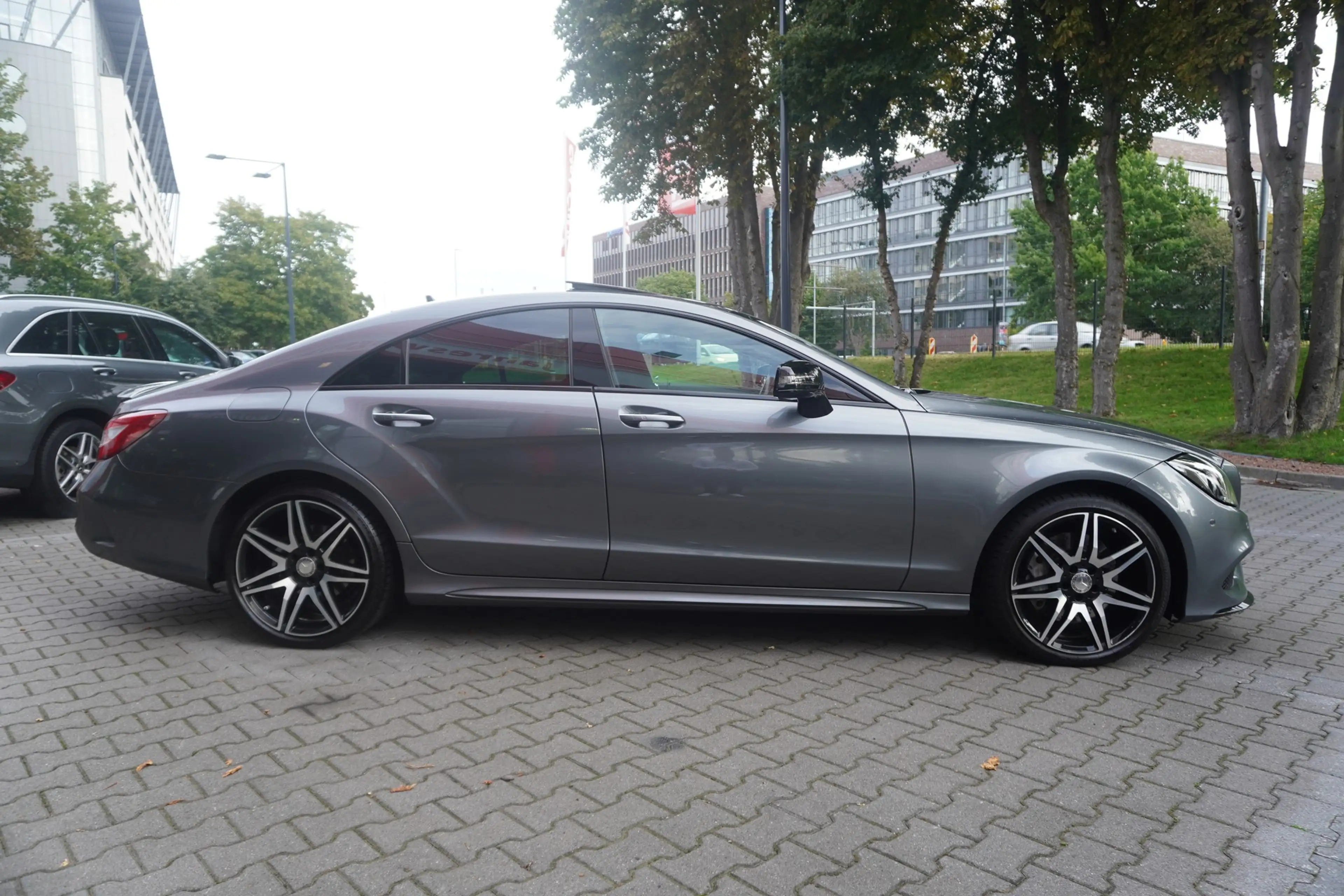 Mercedes-Benz CLS 400 4Matic AMG Line Standheizung Airmatic — photo 5